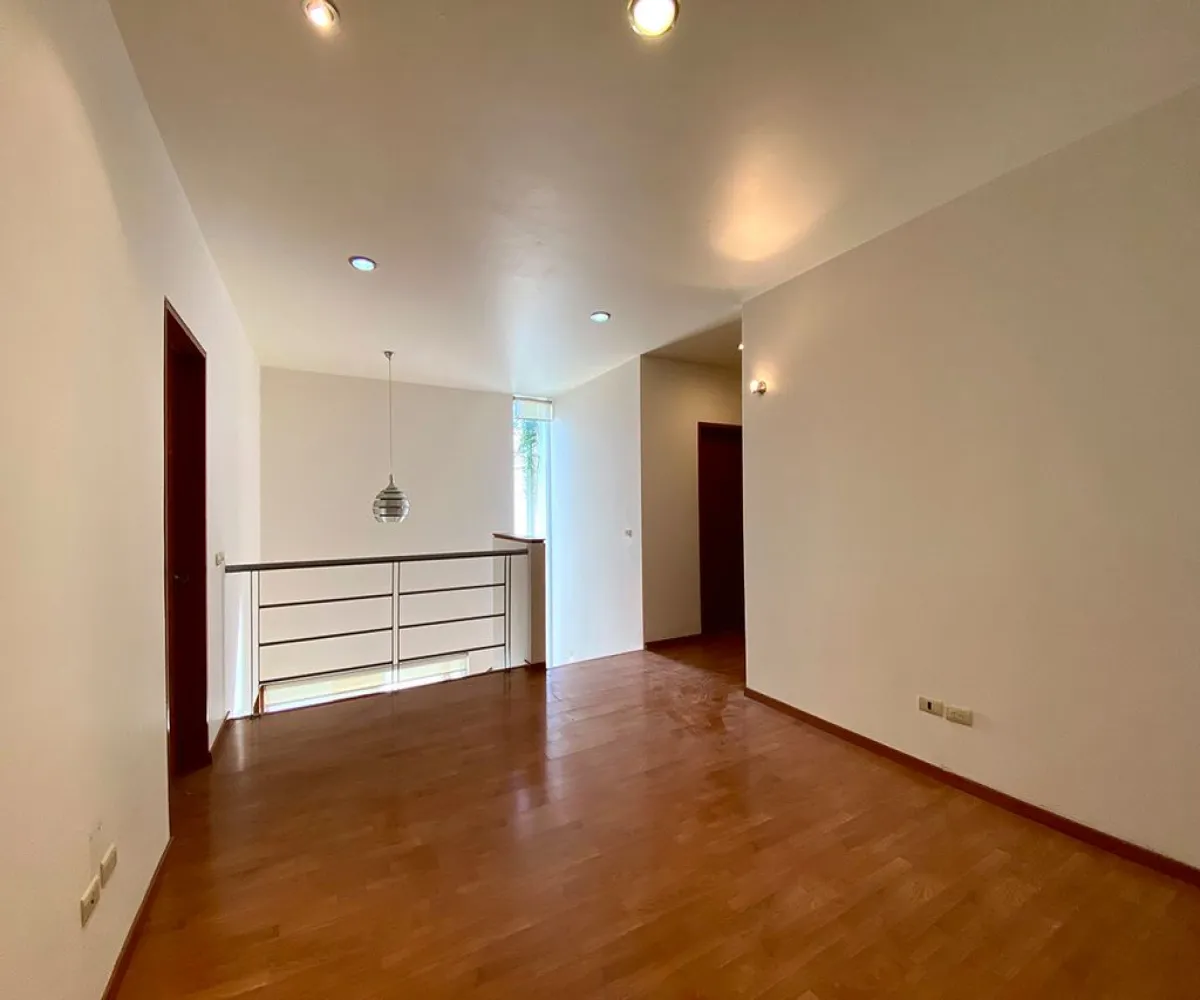 Casa En Renta,Solares Residencial,Avenida Paseo de La Luna 300 21, Zapopan, Jalisco 45019, 3 Habitaciones,2 Baños,Avenida Paseo de La Luna,1,pigjddQ