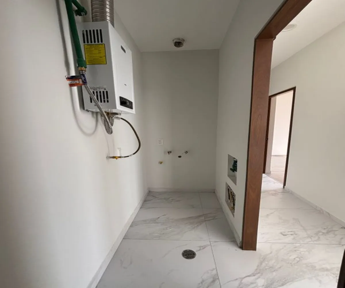 Departamento En Venta,Fracc Puerta De Hierro,Avenida Juan Palomar y Arias 200 14, Zapopan, Jalisco 45116, 2 Habitaciones,2 Baños,Avenida Juan Palomar y Arias,1,pnNzWlj