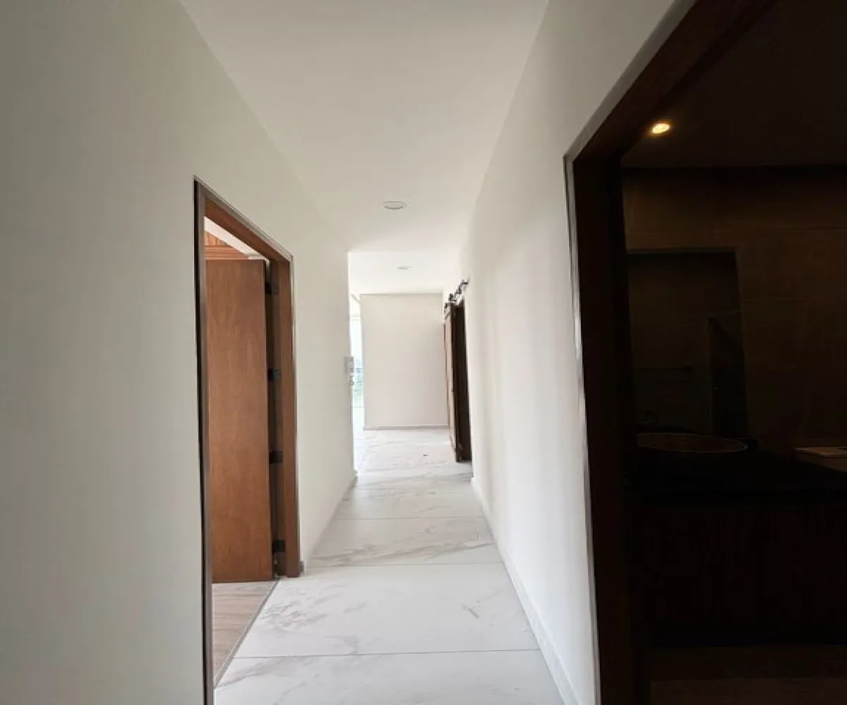 Departamento En Venta,Fracc Puerta De Hierro,Avenida Juan Palomar y Arias 200 14, Zapopan, Jalisco 45116, 2 Habitaciones,2 Baños,Avenida Juan Palomar y Arias,1,pnNzWlj