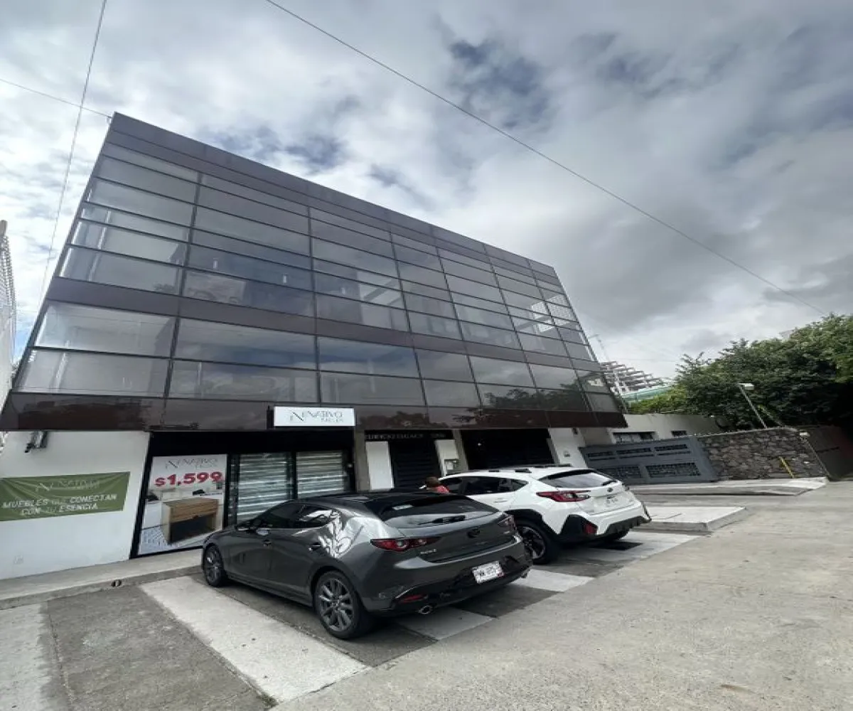 Edificio En Venta,Lomas del Country,Avenida Circunvalación Jorge Álvarez del Castillo 1206, Guadalajara, Jalisco 44610,6 Baños,Avenida Circunvalación Jorge Álvarez del Castillo,1,pvMNkzb