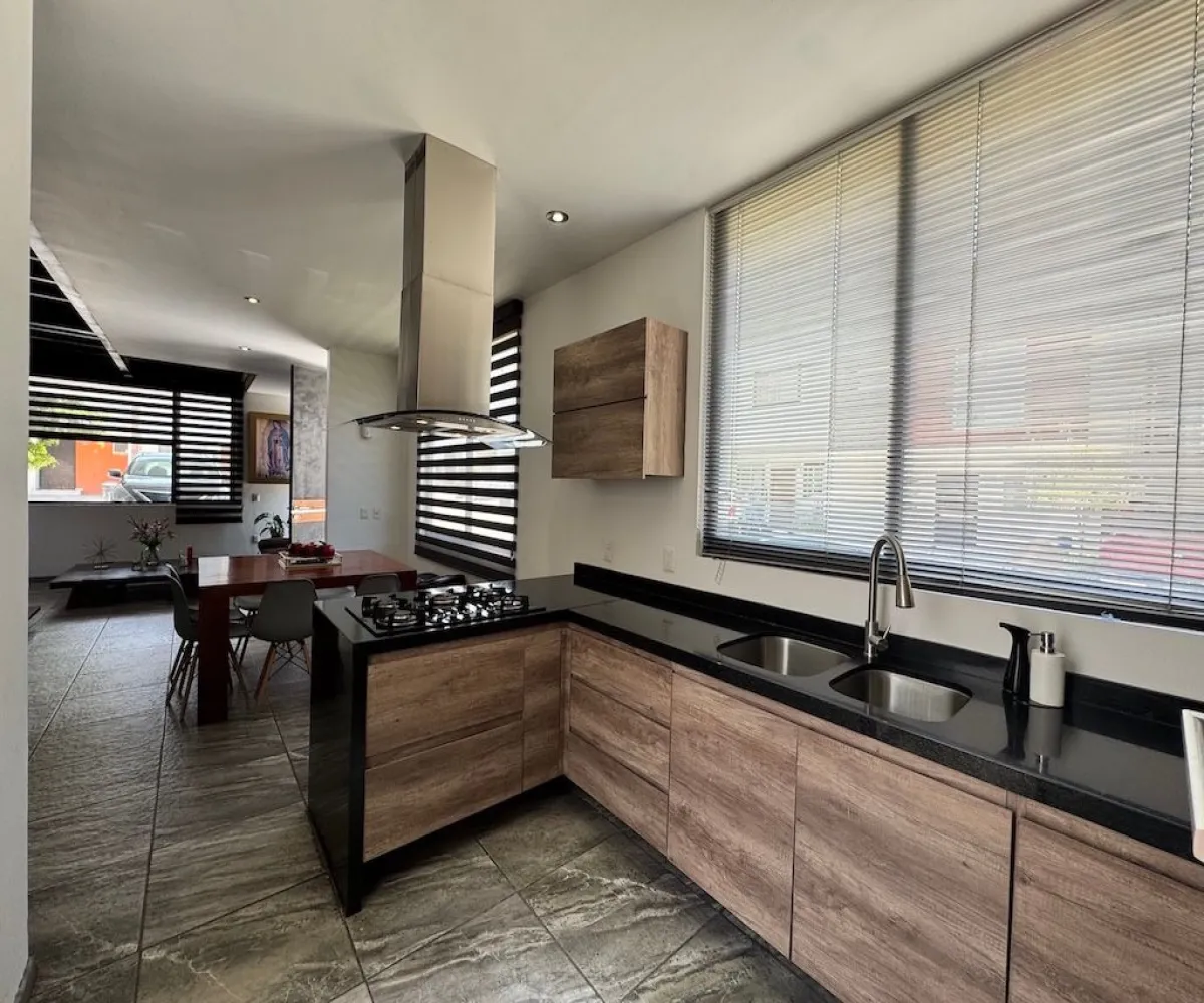 Casa En Venta,Altavista residencial ,Altavista Poniente 450 152, Zapopan, Jalisco 45134, 3 Habitaciones,3 Baños,Altavista Poniente,1,pa7fqFf