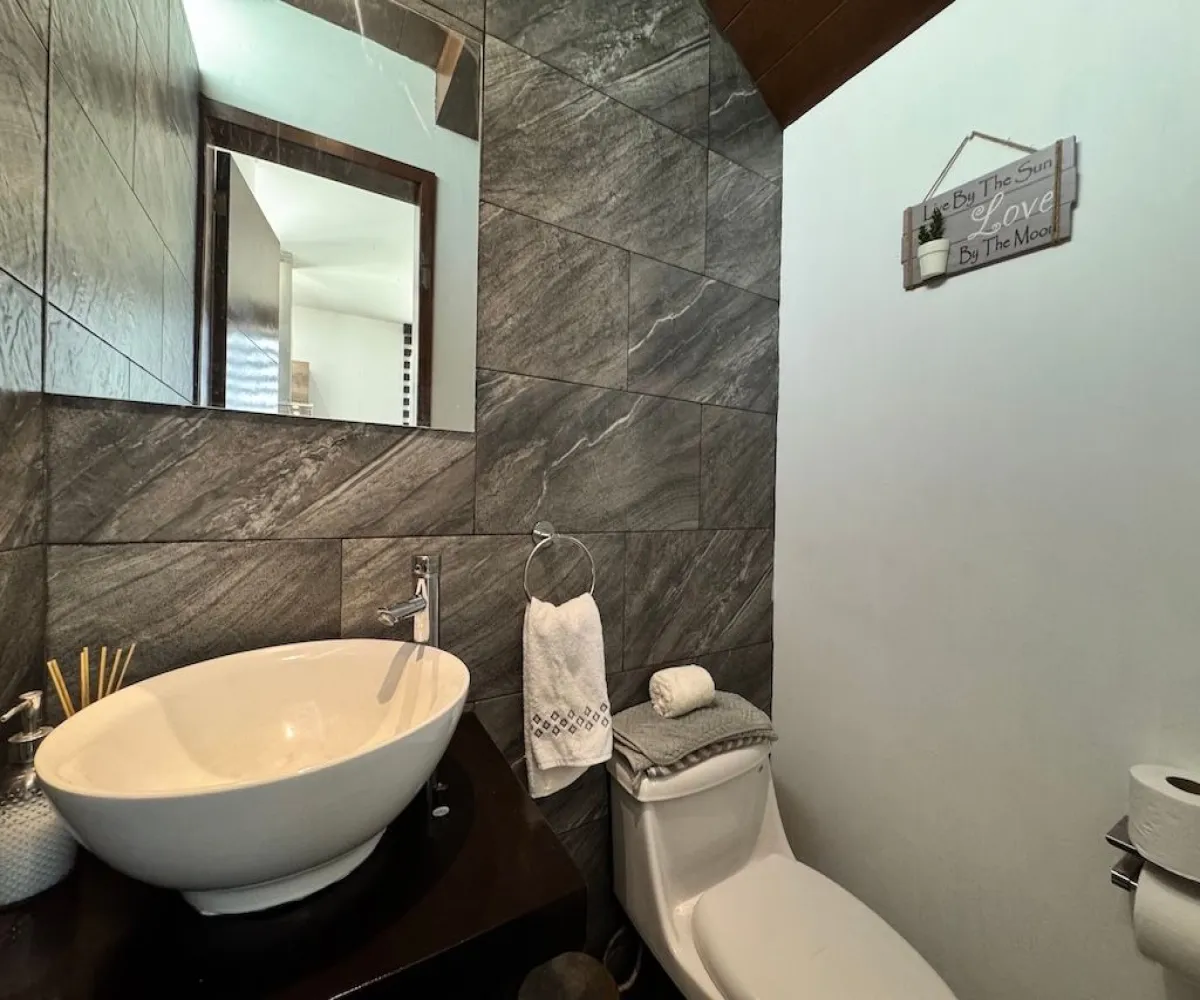 Casa En Venta,Altavista residencial ,Altavista Poniente 450 152, Zapopan, Jalisco 45134, 3 Habitaciones,3 Baños,Altavista Poniente,1,pa7fqFf