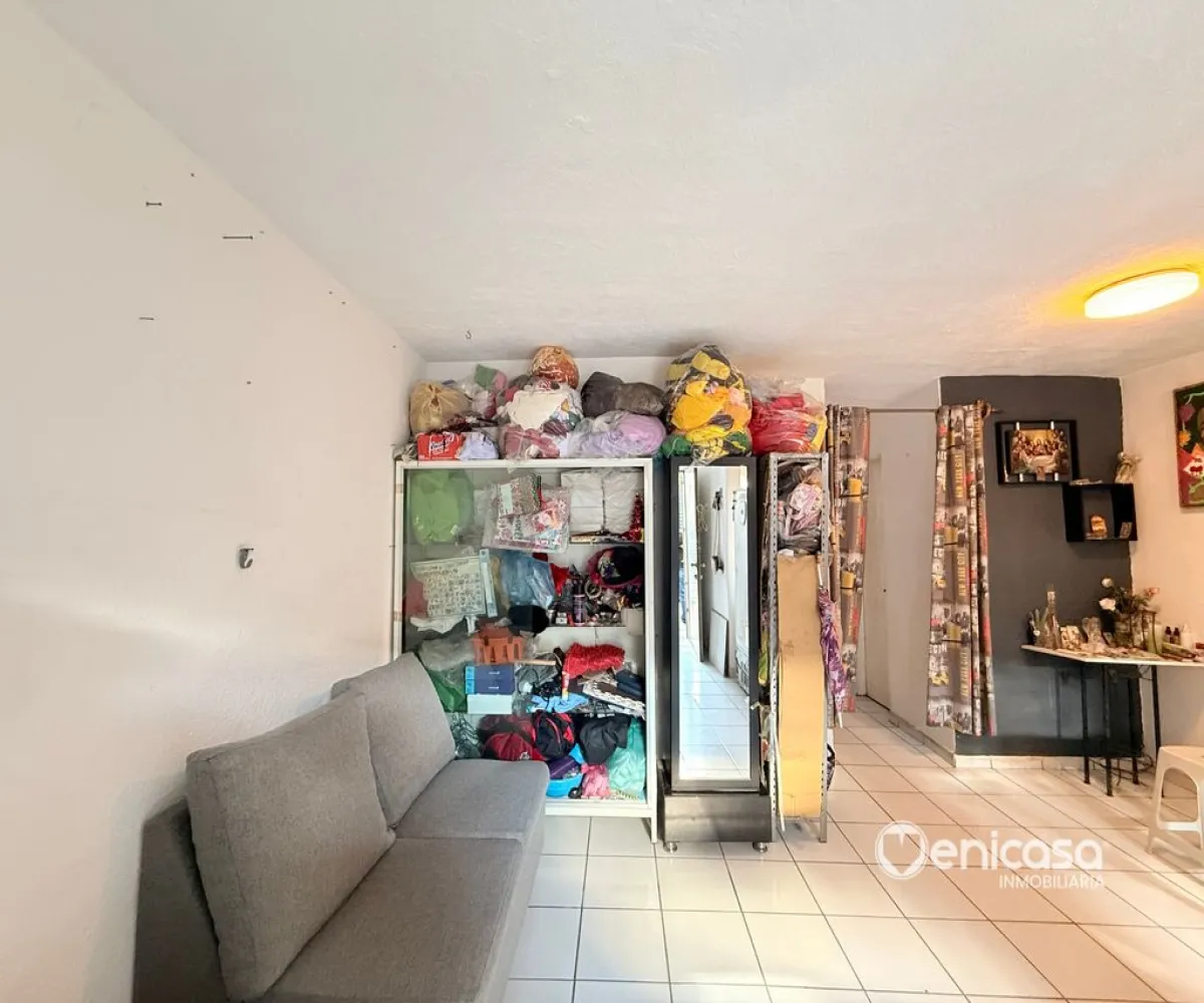 Casa En Venta,Parques de Santa María,Calle Bahía de Pelícanos 1, San Pedro Tlaquepaque, Jalisco 45609, 2 Habitaciones,1 Baño,Calle Bahía de Pelícanos,1,p0WuxGz