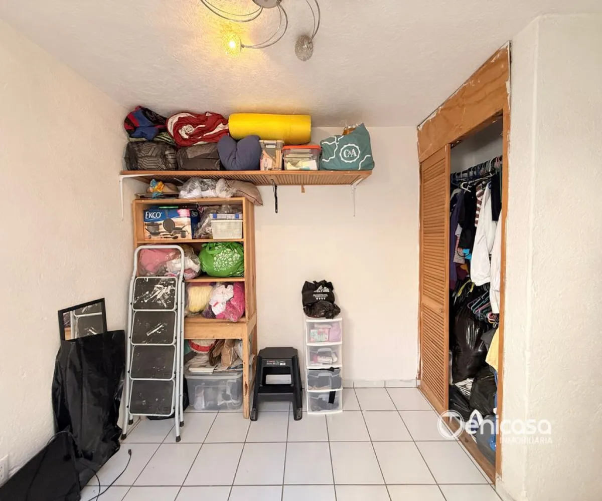 Casa En Venta,Parques de Santa María,Calle Bahía de Pelícanos 1, San Pedro Tlaquepaque, Jalisco 45609, 2 Habitaciones,1 Baño,Calle Bahía de Pelícanos,1,p0WuxGz