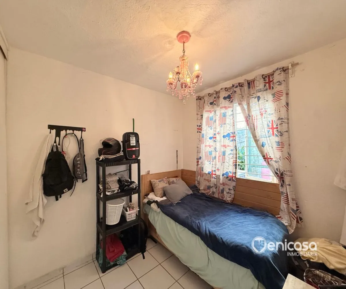 Casa En Venta,Parques de Santa María,Calle Bahía de Pelícanos 1, San Pedro Tlaquepaque, Jalisco 45609, 2 Habitaciones,1 Baño,Calle Bahía de Pelícanos,1,p0WuxGz