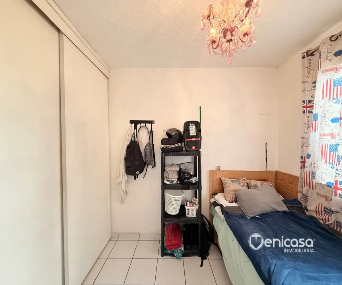 Casa En Venta,Parques de Santa María,Calle Bahía de Pelícanos 1, San Pedro Tlaquepaque, Jalisco 45609, 2 Habitaciones,1 Baño,Calle Bahía de Pelícanos,1,p0WuxGz