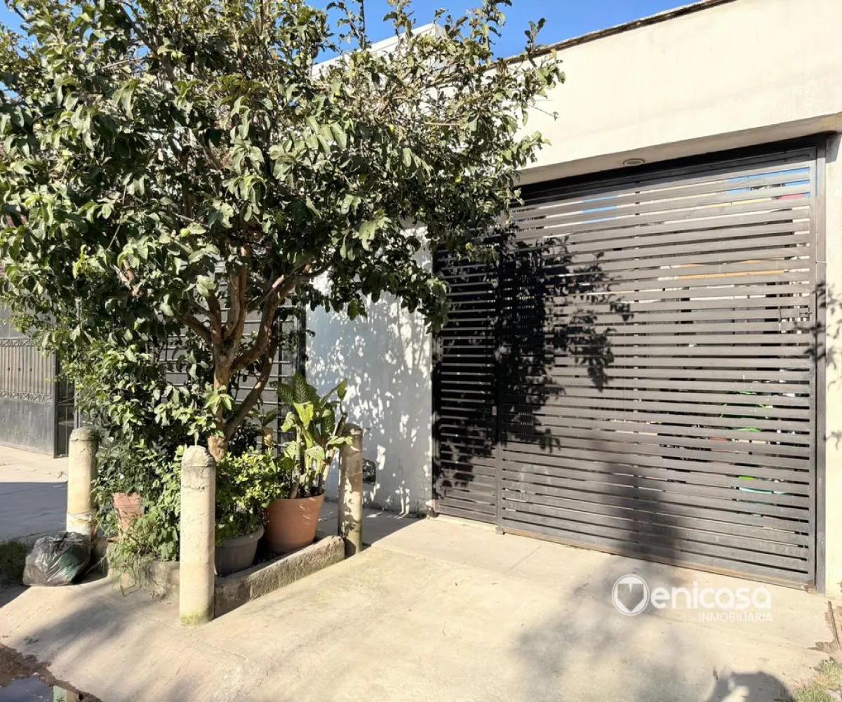 Casa En Venta,Parques de Santa María,Calle Bahía de Pelícanos 1, San Pedro Tlaquepaque, Jalisco 45609, 2 Habitaciones,1 Baño,Calle Bahía de Pelícanos,1,p0WuxGz