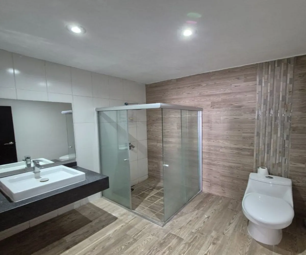 Casa En Venta,Los Robles,Avenida Doctor Angel Leaño 1305, Zapopan, Jalisco 45134, 3 Habitaciones,3 Baños,Avenida Doctor Angel Leaño,3,pu9dQtf