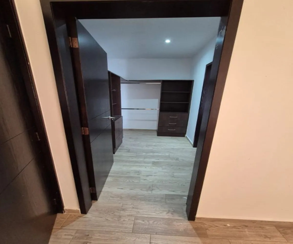 Casa En Venta,Los Robles,Avenida Doctor Angel Leaño 1305, Zapopan, Jalisco 45134, 3 Habitaciones,3 Baños,Avenida Doctor Angel Leaño,3,pu9dQtf