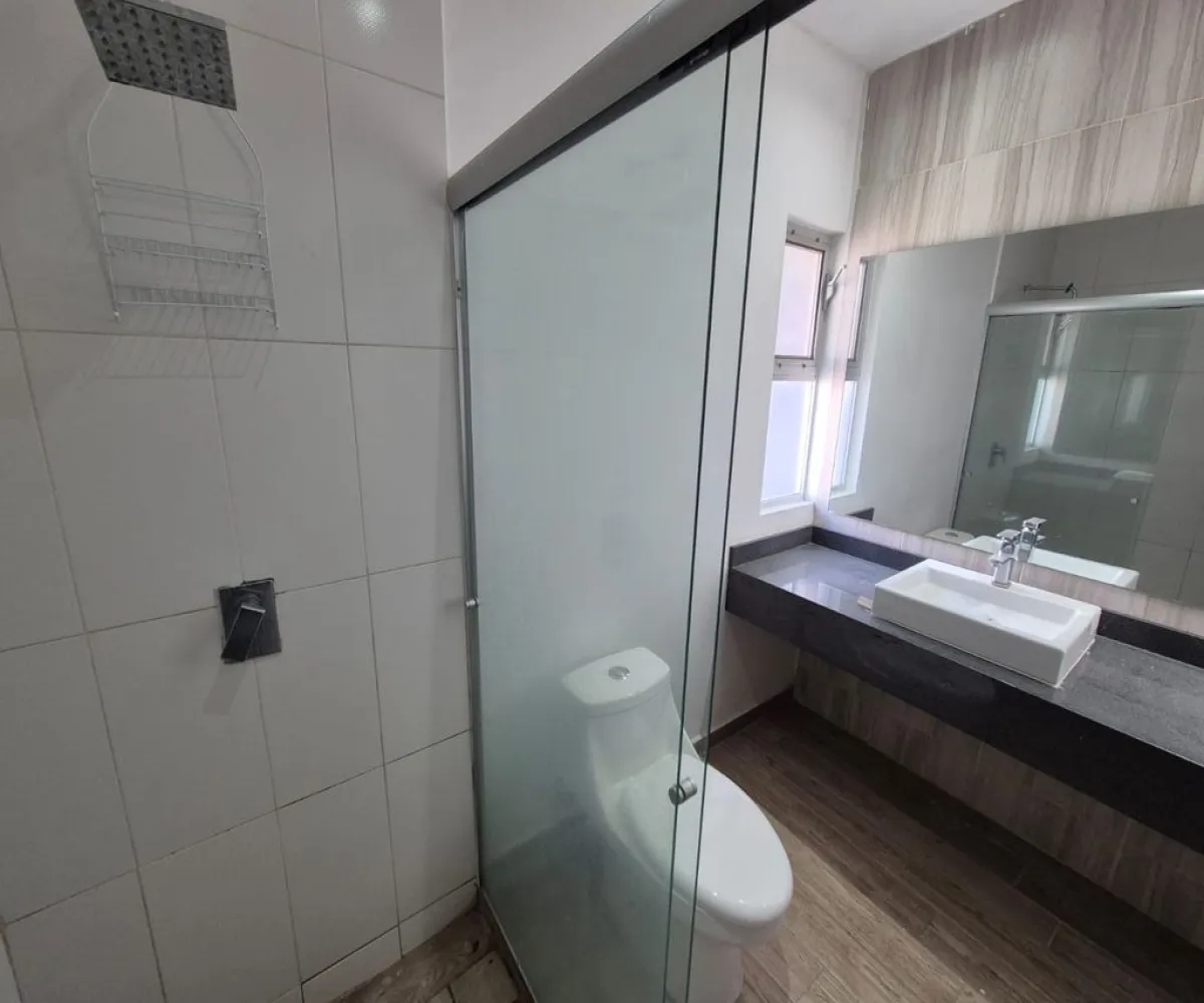 Casa En Venta,Los Robles,Avenida Doctor Angel Leaño 1305, Zapopan, Jalisco 45134, 3 Habitaciones,3 Baños,Avenida Doctor Angel Leaño,3,pu9dQtf