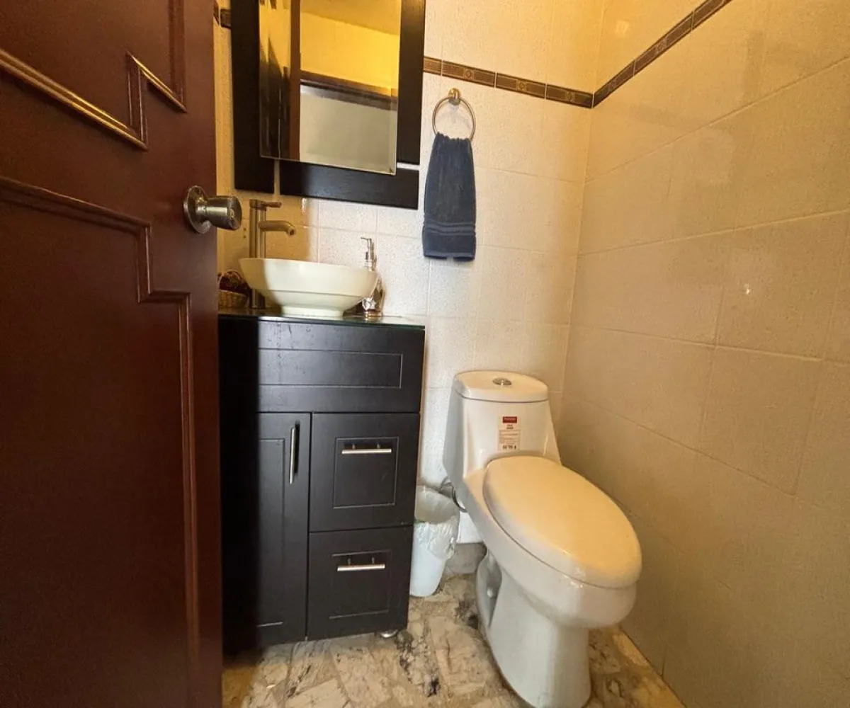 Casa En Venta,Verde Valle,Perla 1207, Guadalajara, Jalisco 44550, 3 Habitaciones,4 Baños,Perla,1,pwCeTjx