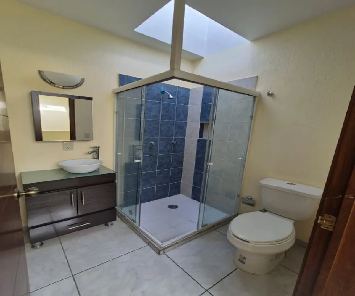 Casa En Venta,Las Varitas,cam. Las varitas S/N, San Pedro Tlaquepaque, Jalisco 45650, 3 Habitaciones,2 Baños,cam. Las varitas,1,pLhz6xm