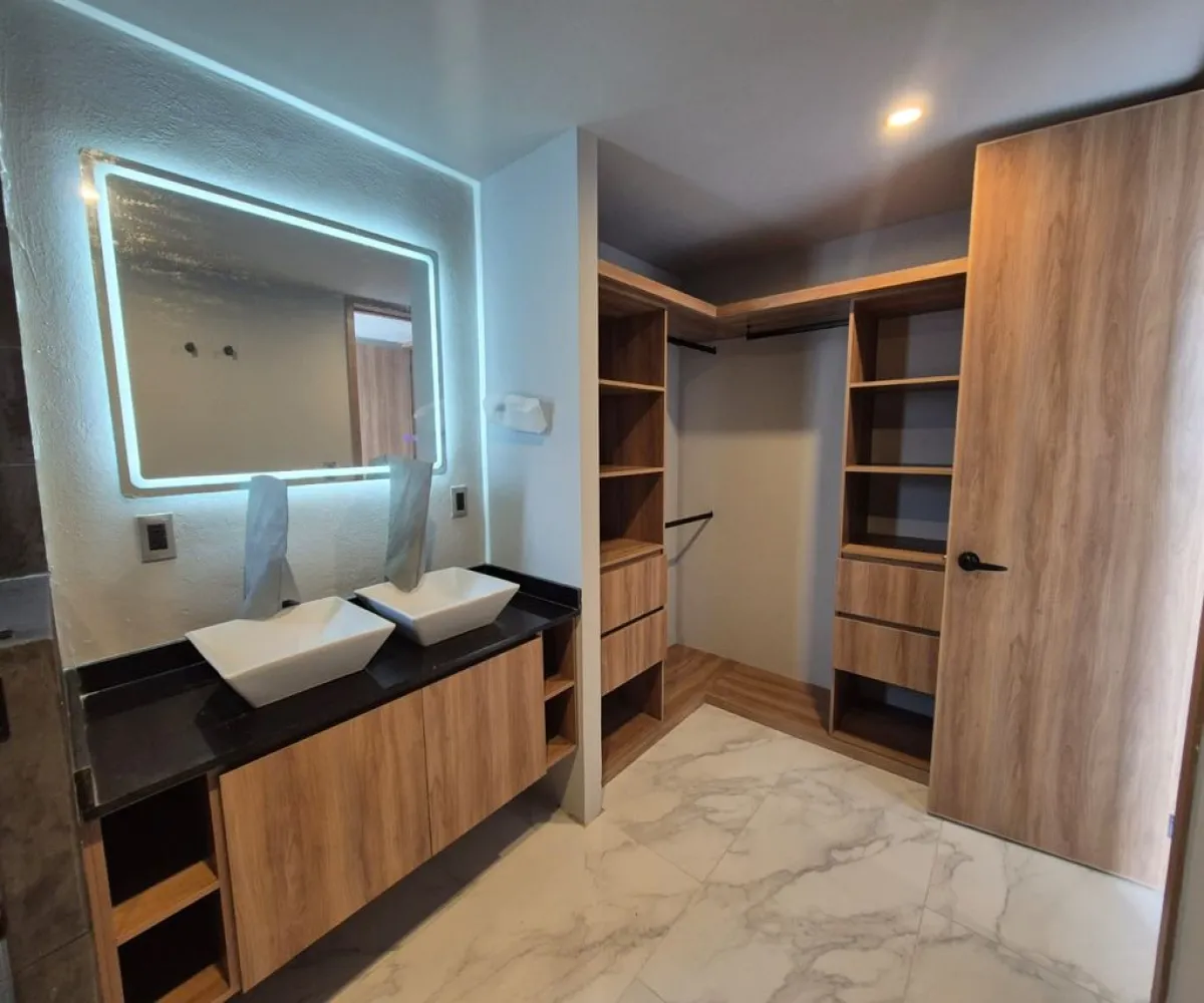 Casa En Venta,Fracc. Residencial Paraíso ,Blvrd. Bosques de Sta. Anita S/N, Tlajomulco de Zúñiga, Jalisco 45640, 3 Habitaciones,2 Baños,Blvrd. Bosques de Sta. Anita,2,pzouN4o