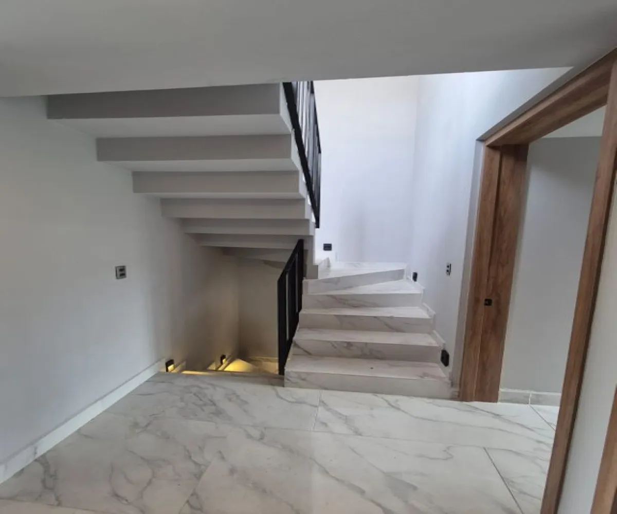 Casa En Venta,Fracc. Residencial Paraíso ,Blvrd. Bosques de Sta. Anita S/N, Tlajomulco de Zúñiga, Jalisco 45640, 3 Habitaciones,2 Baños,Blvrd. Bosques de Sta. Anita,2,pzouN4o