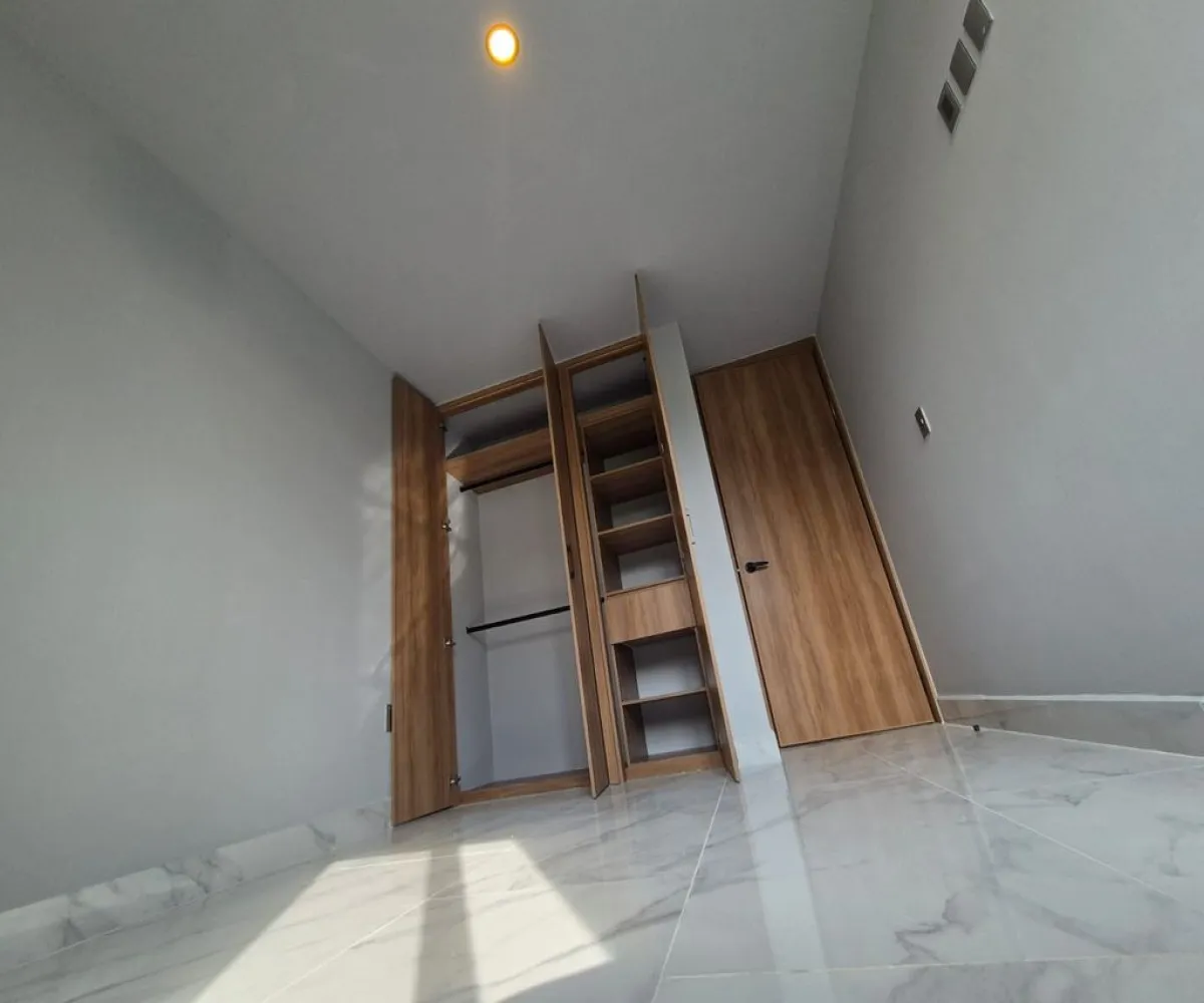 Casa En Venta,Fracc. Residencial Paraíso ,Blvrd. Bosques de Sta. Anita S/N, Tlajomulco de Zúñiga, Jalisco 45640, 3 Habitaciones,2 Baños,Blvrd. Bosques de Sta. Anita,2,pzouN4o