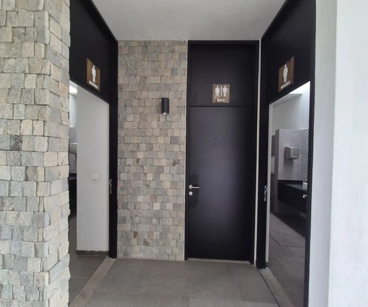 Casa En Venta,Fracc. Residencial Paraíso ,Blvrd. Bosques de Sta. Anita S/N, Tlajomulco de Zúñiga, Jalisco 45640, 3 Habitaciones,2 Baños,Blvrd. Bosques de Sta. Anita,2,pzouN4o