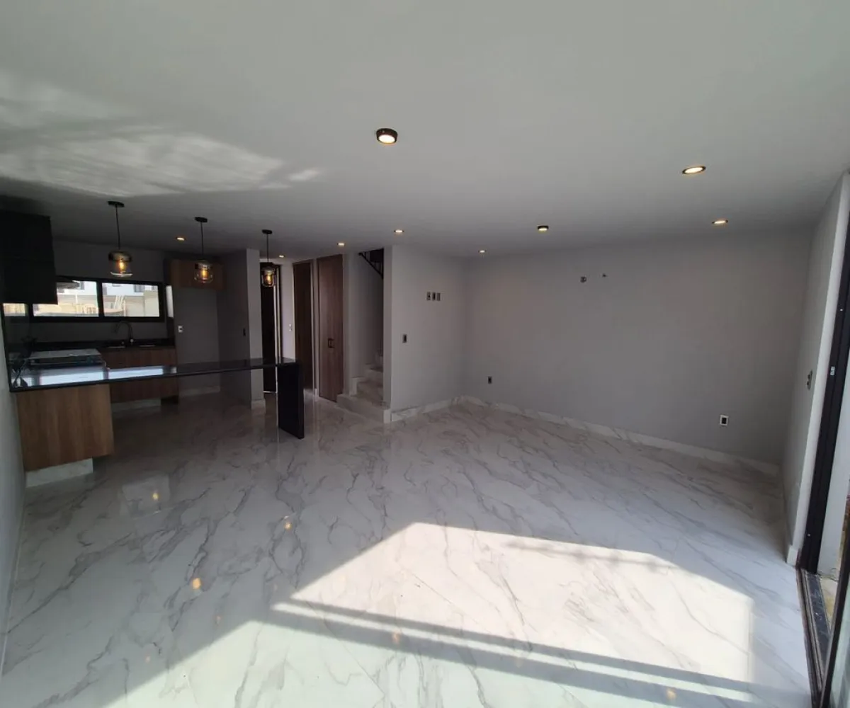 Casa En Venta,Fracc. Residencial Paraíso ,Blvrd. Bosques de Sta. Anita S/N, Tlajomulco de Zúñiga, Jalisco 45640, 3 Habitaciones,2 Baños,Blvrd. Bosques de Sta. Anita,2,pzouN4o