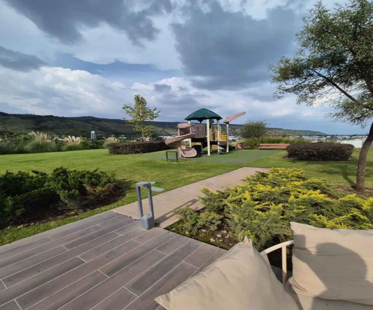 Casa En Venta,Fracc. Residencial Paraíso ,Blvrd. Bosques de Sta. Anita S/N, Tlajomulco de Zúñiga, Jalisco 45640, 3 Habitaciones,2 Baños,Blvrd. Bosques de Sta. Anita,2,pzouN4o