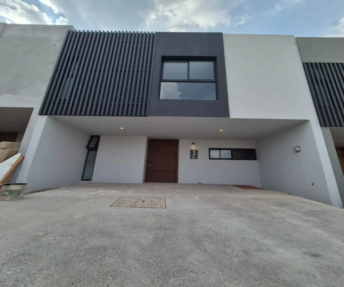 Casa En Venta,Fracc. Residencial Paraíso ,Blvrd. Bosques de Sta. Anita S/N, Tlajomulco de Zúñiga, Jalisco 45640, 3 Habitaciones,2 Baños,Blvrd. Bosques de Sta. Anita,2,pzouN4o