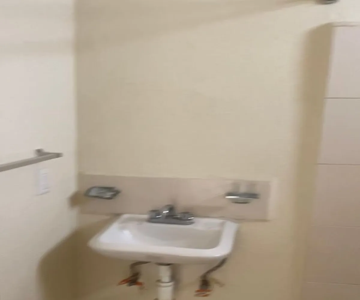 Departamento En Venta,Lomas del Paraíso ÌII,Volcán Paricutín S/N, Guadalajara, Jalisco 44250, 2 Habitaciones,1 Baño,Volcán Paricutín,1,pRci28e