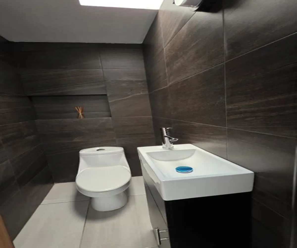 Casa En Venta,La Palmita,Avenida Obreros de Cananea 1556, Zapopan, Jalisco 45180, 4 Habitaciones,3 Baños,Avenida Obreros de Cananea,2,p3Fyfpc