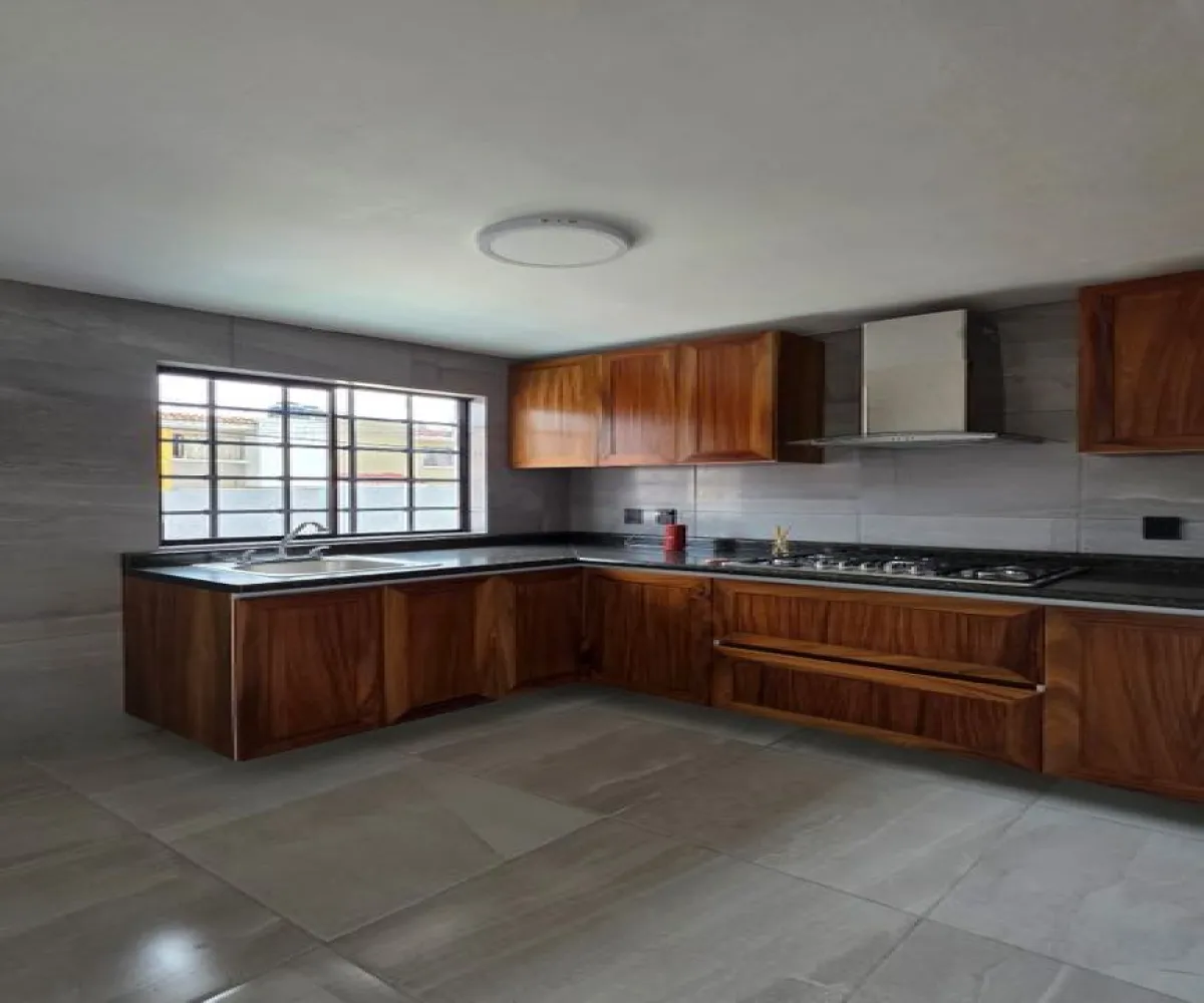 Casa En Venta,La Palmita,Avenida Obreros de Cananea 1556, Zapopan, Jalisco 45180, 4 Habitaciones,3 Baños,Avenida Obreros de Cananea,2,p3Fyfpc