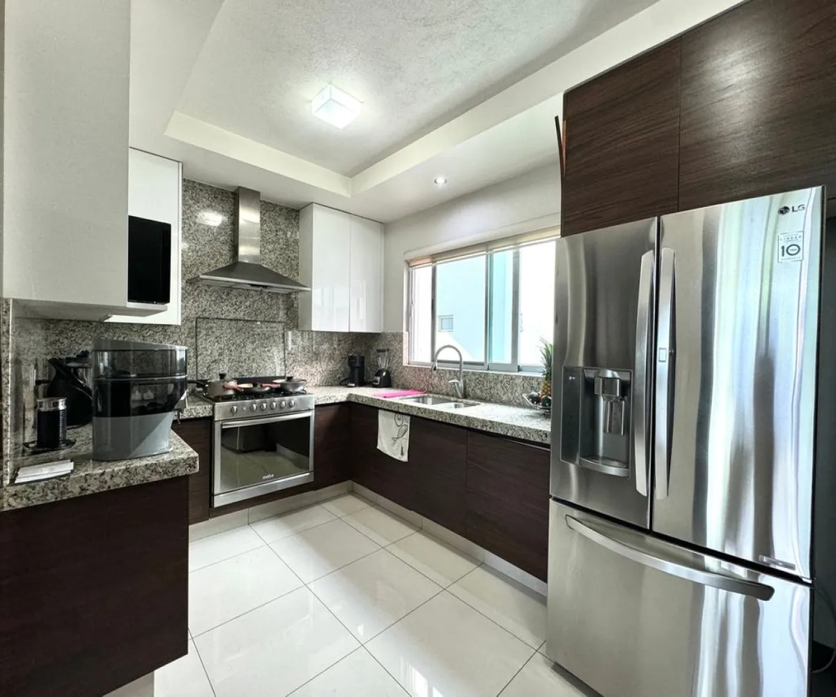Departamento En Venta,Royal Country,Avenida Juan Palomar y Arias 600 243, Zapopan, Jalisco 45116, 3 Habitaciones,4 Baños,Avenida Juan Palomar y Arias,1,pMBJcOS