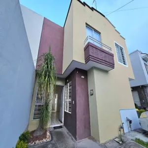 Casa En Venta,Parques de Tesistan ,Calle Fray Junípero Serra 781 48, Zapopan, Jalisco 45200, 3 Habitaciones,3 Baños,Calle Fray Junípero Serra,1,pOnY8X5