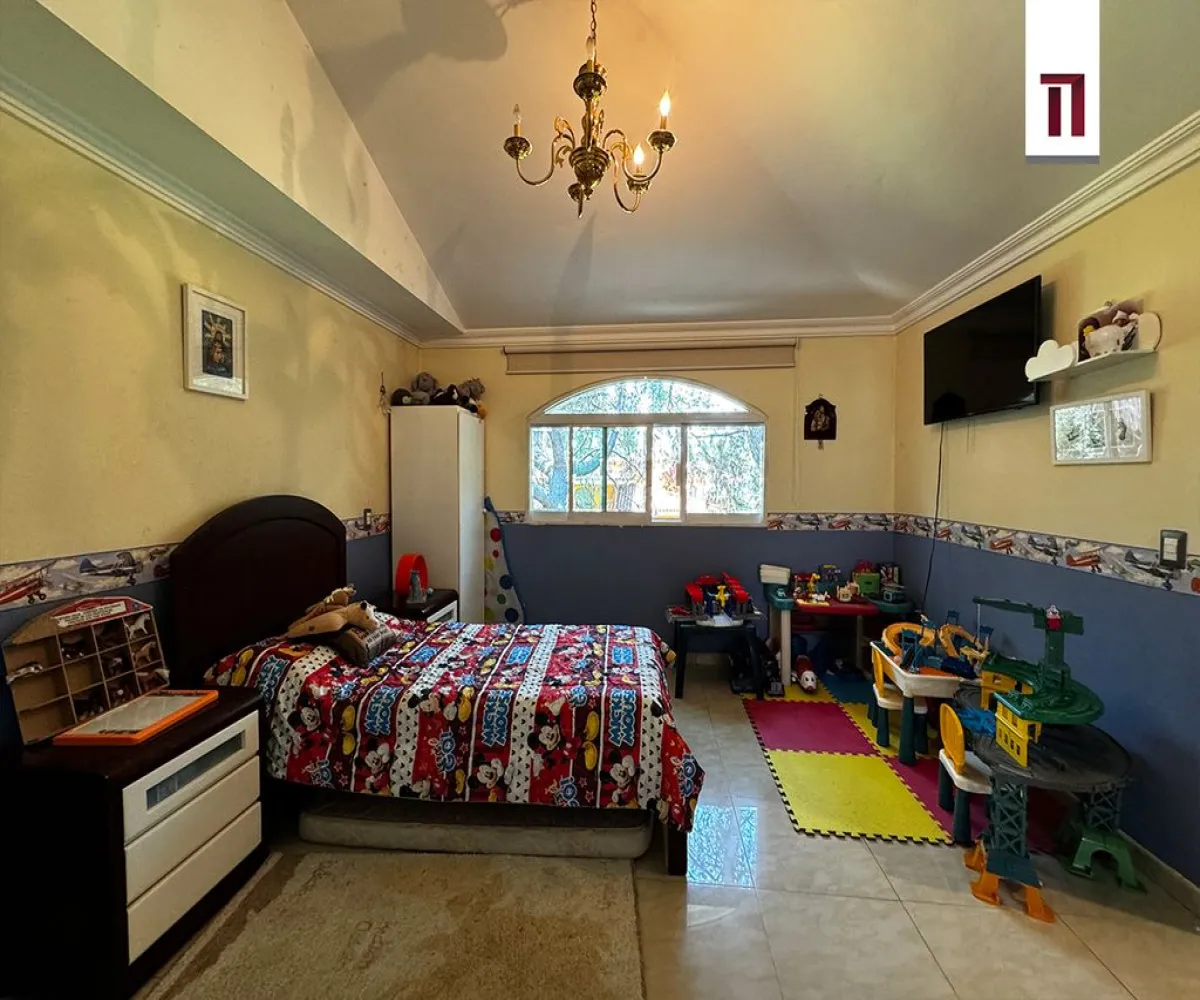 Casa En Venta,Bugambilias,Azaleas 528, Zapopan, Jalisco 45238, 4 Habitaciones,4 Baños,Azaleas ,2,pKFP2SJ