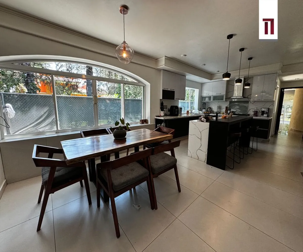 Casa En Venta,Bugambilias,Azaleas 528, Zapopan, Jalisco 45238, 4 Habitaciones,4 Baños,Azaleas ,2,pKFP2SJ