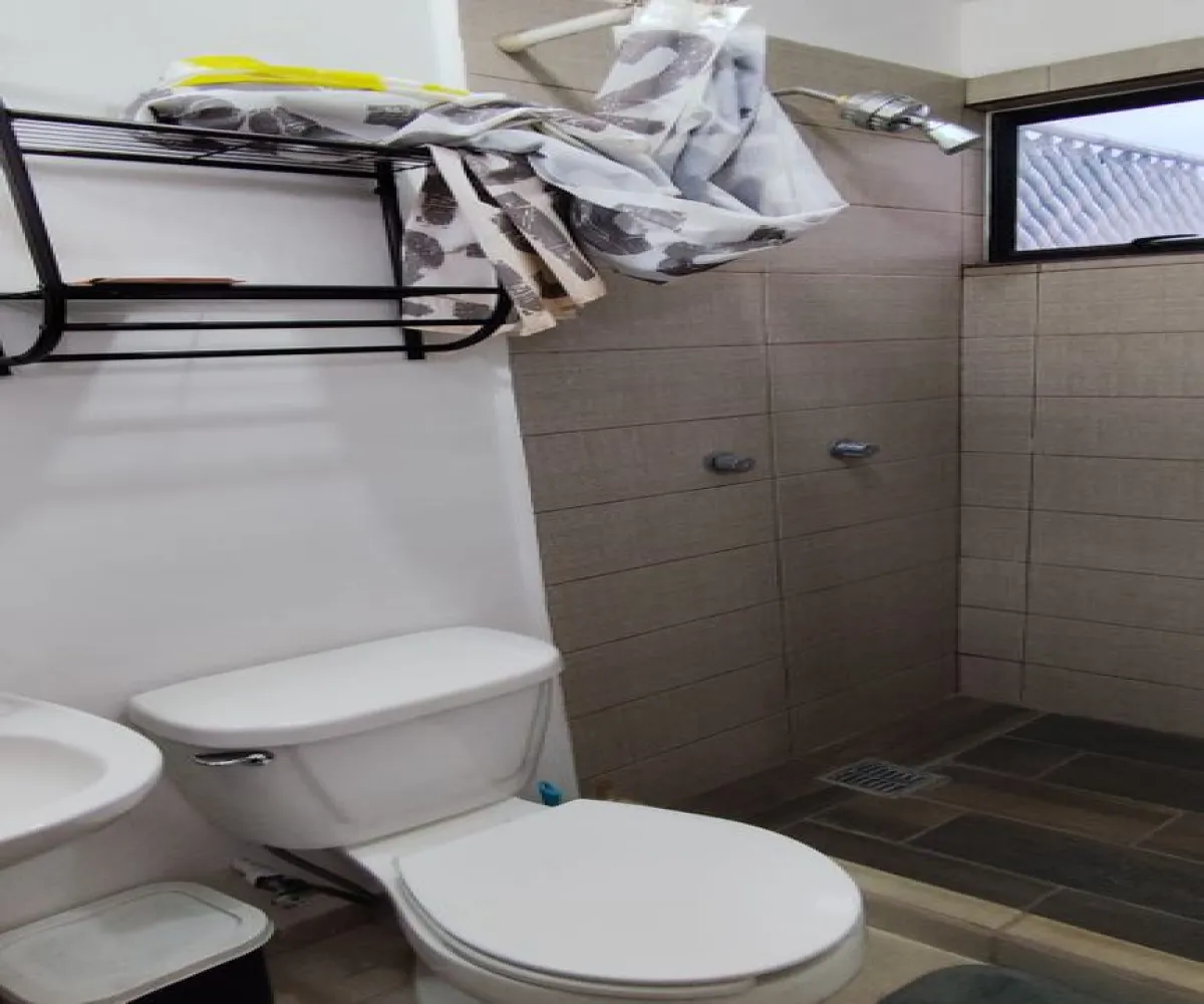 Casa En Venta,Vista Sur Residencial,Avenida Vista Oriente 1778, Tlajomulco de Zúñiga, Jalisco 45640, 2 Habitaciones,1 Baño,Avenida Vista Oriente,2,pwCOWau