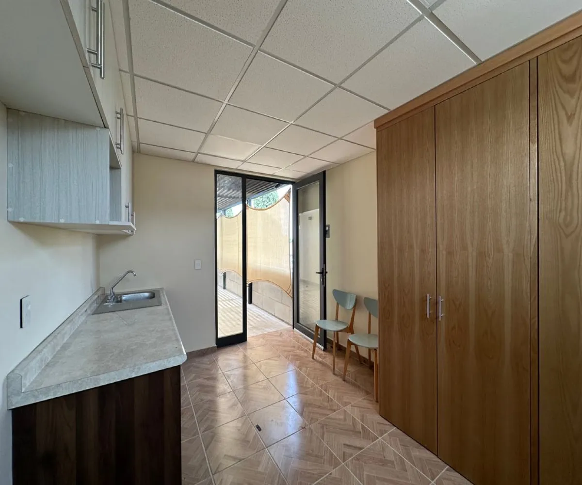 Edificio En Venta,Granja,Calzada de los Angeles 116A, Zapopan, Jalisco 45010,1 Baño,Calzada de los Angeles,4,pYJzdcu
