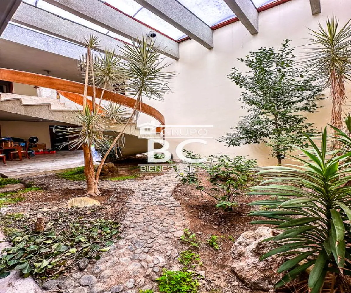 Casa En Venta,Lomas de Guevara,Avenida Manuel Acuña 2704, Guadalajara, Jalisco 44657, 4 Habitaciones,4 Baños,Avenida Manuel Acuña,1,puhAXnd