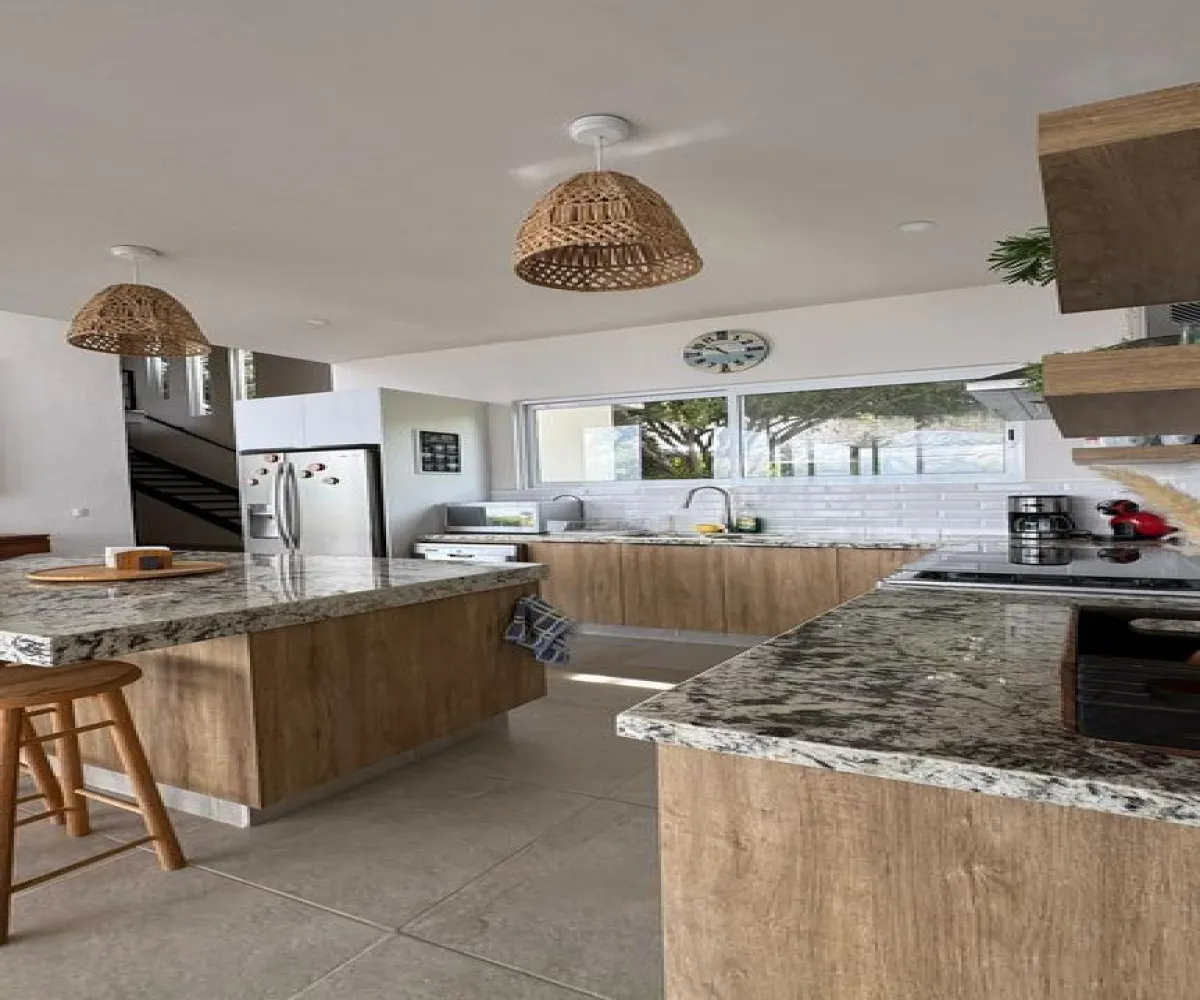 Casa En Venta,Jiquiilpan- guadalajara 123, Tuxcueca, Jalisco 49430, 4 Habitaciones,3 Baños,Jiquiilpan- guadalajara,1,pNLoSzh