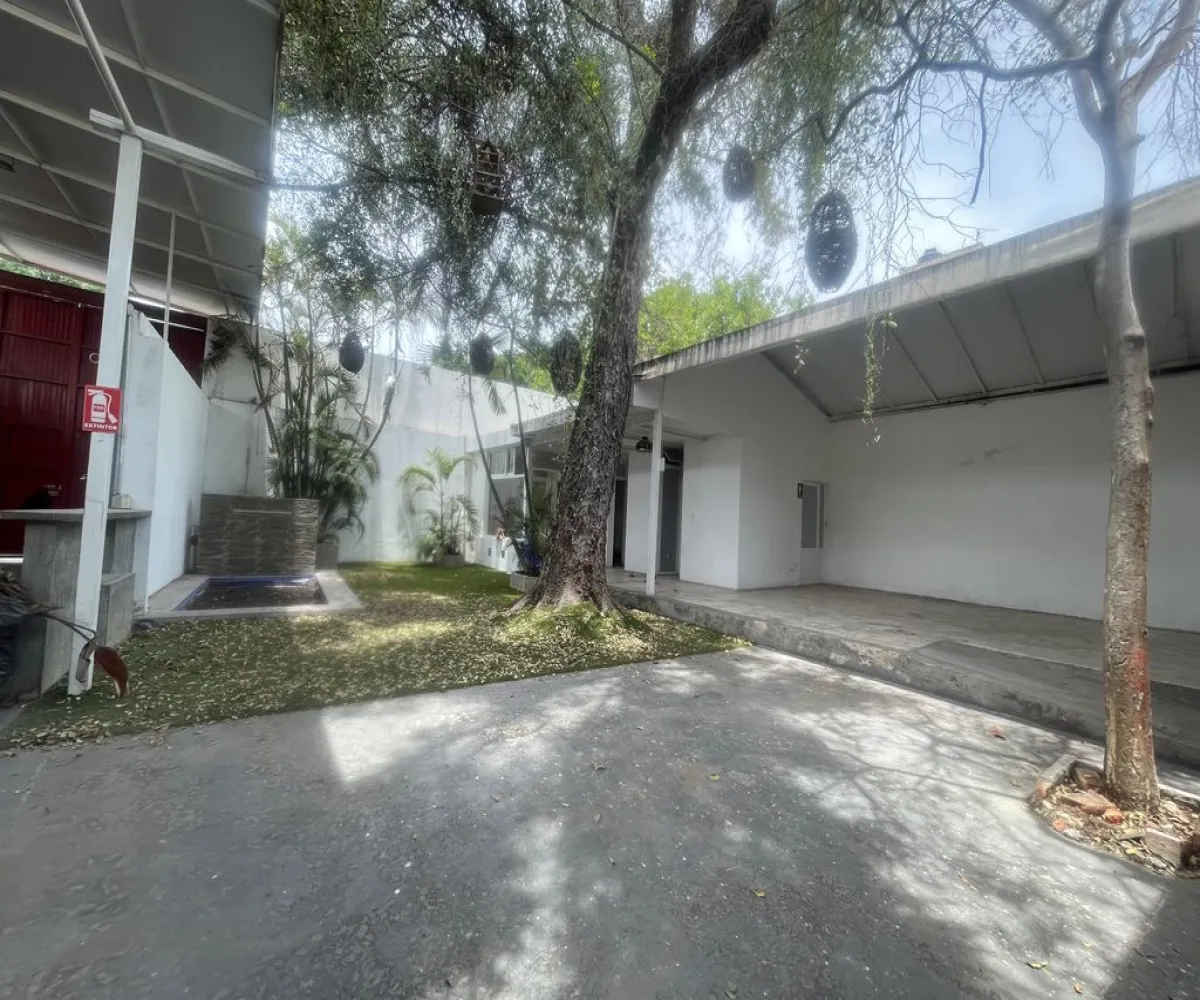 Local En Venta,Del Fresno,Avenida Enrique Díaz de León Sur 1145, Guadalajara, Jalisco 44900,1 Baño,Avenida Enrique Díaz de León Sur,1,p5c6QmP