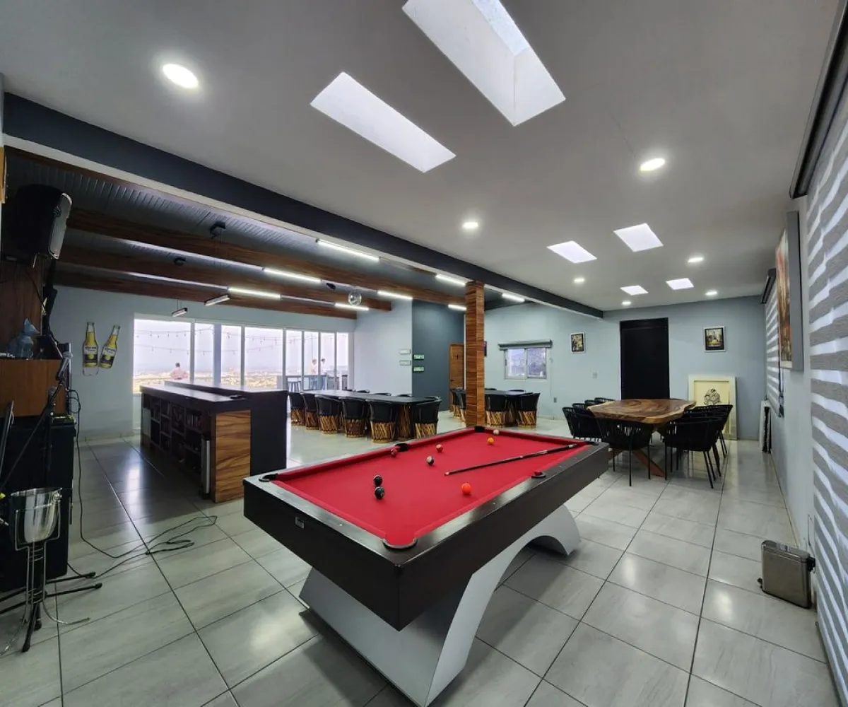 Casa En Venta,Cerro del Tesoro,Vista a La Lejanía 1750, San Pedro Tlaquepaque, Jalisco 45608, 4 Habitaciones,4 Baños,Vista a La Lejanía,1,pHgDHvy