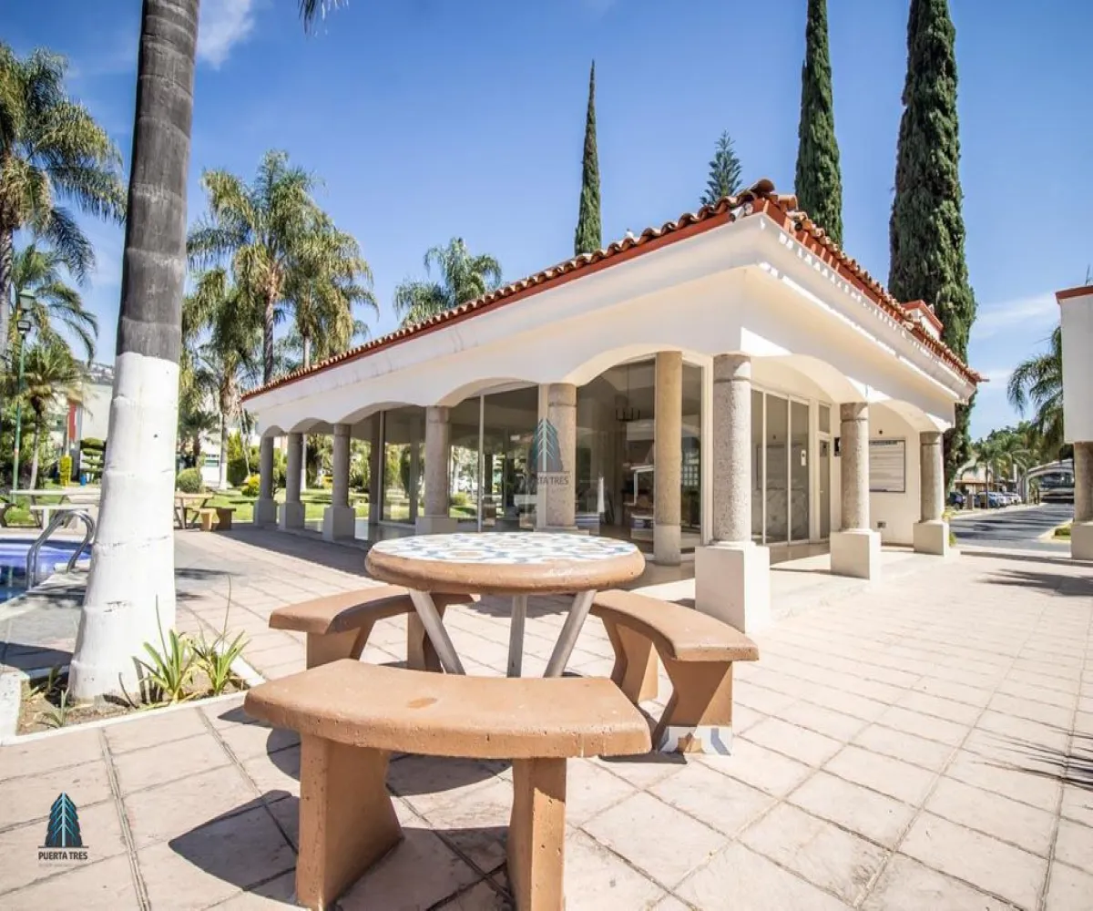 Casa En Venta,La Tijera,Calle Merced 152, Tlajomulco de Zúñiga, Jalisco 45645, 5 Habitaciones,4 Baños,Calle Merced,2,pICbiNG