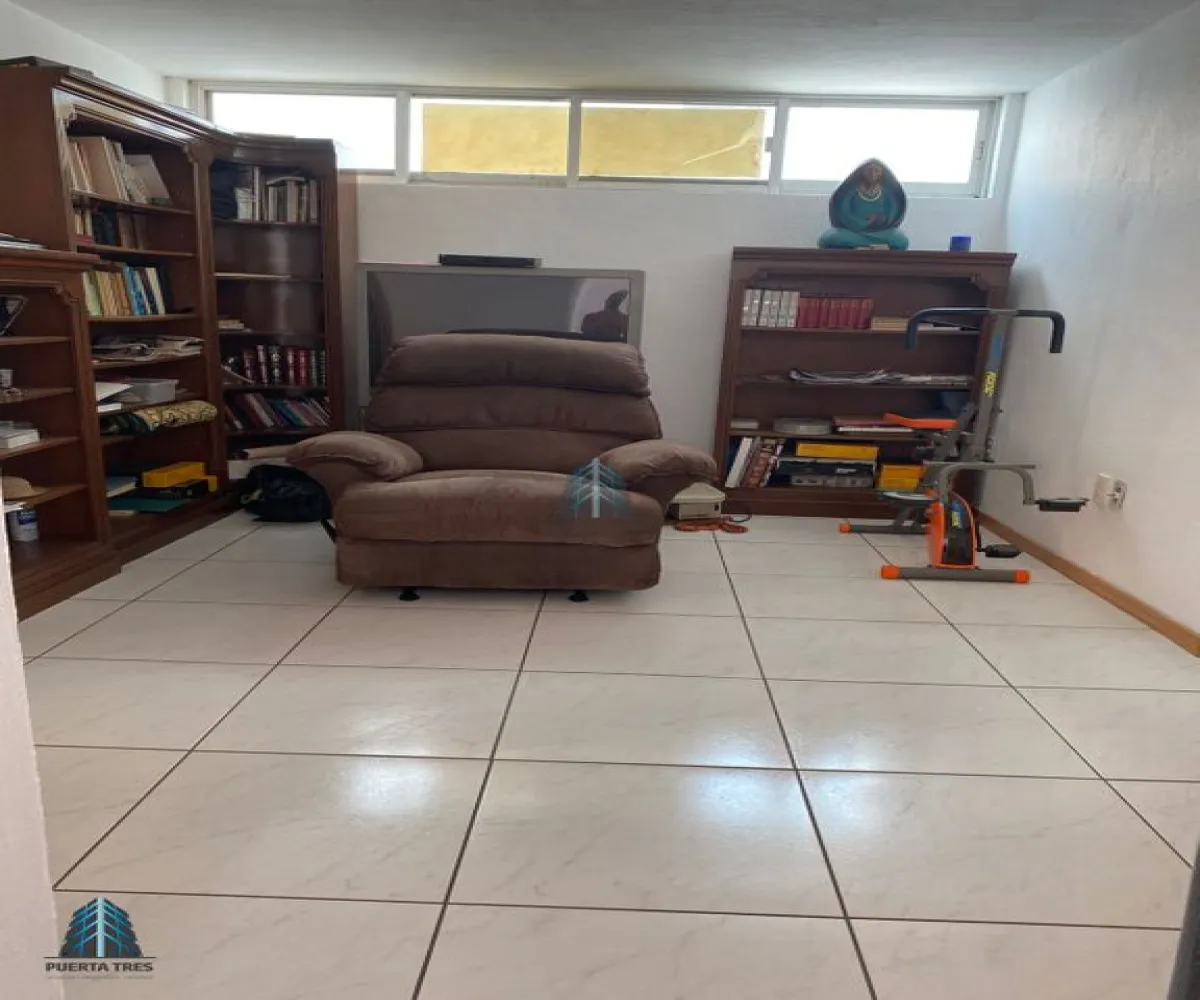 Casa En Venta,La Tijera,Calle Merced 152, Tlajomulco de Zúñiga, Jalisco 45645, 5 Habitaciones,4 Baños,Calle Merced,2,pICbiNG