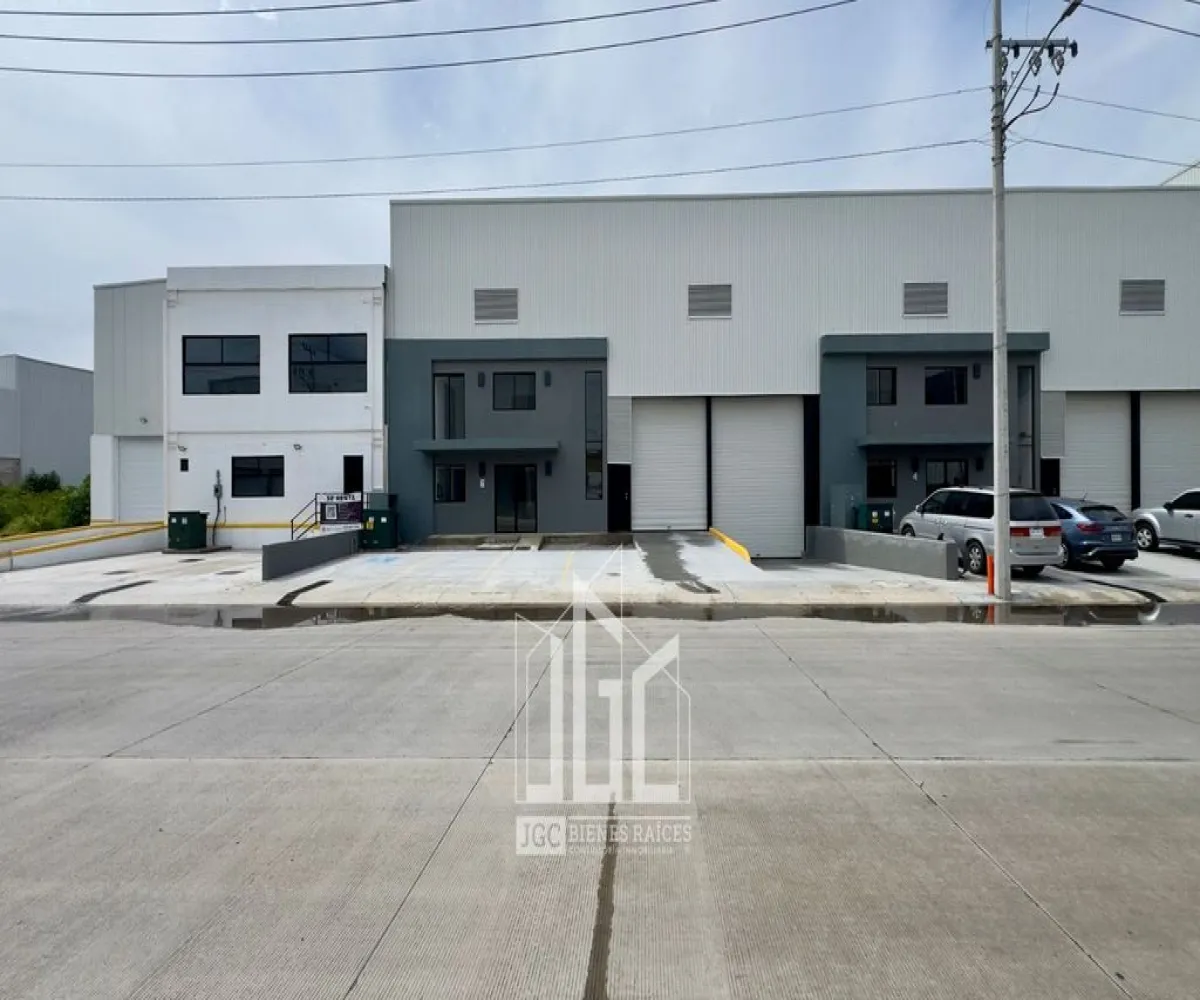 Industrial En Venta,Santa Cruz de las Flores,Privada Rosa Morada Lote 4 Industrial Santa Cruz S/N, Tlajomulco de Zúñiga, Jalisco 47720,Privada Rosa Morada Lote 4 Industrial Santa Cruz,2,ppbZAXK