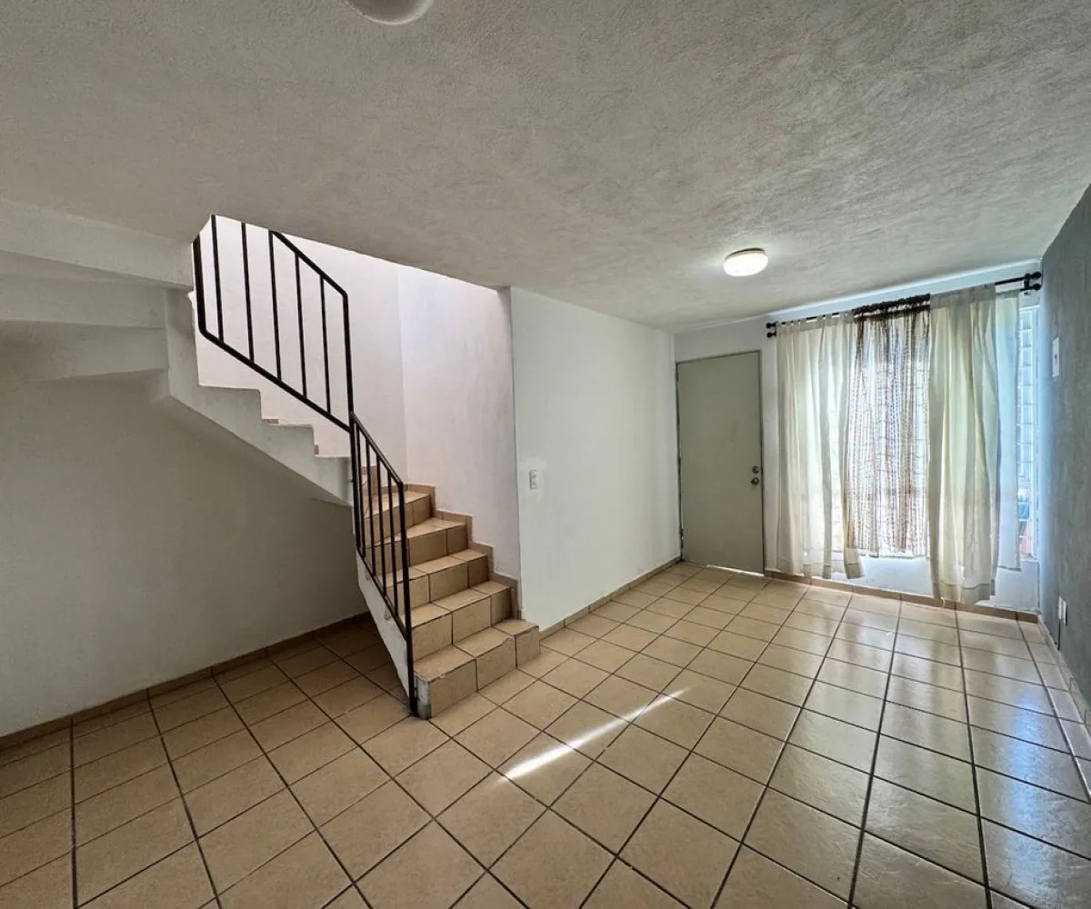 Casa En Venta,Parques del Centinela,Avenida Industria Textil 2030 5, Zapopan, Jalisco 45180, 3 Habitaciones,2 Baños,Avenida Industria Textil,1,pKEZ112