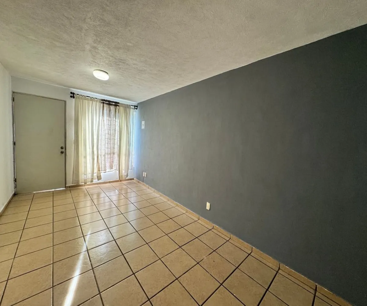 Casa En Venta,Parques del Centinela,Avenida Industria Textil 2030 5, Zapopan, Jalisco 45180, 3 Habitaciones,2 Baños,Avenida Industria Textil,1,pKEZ112