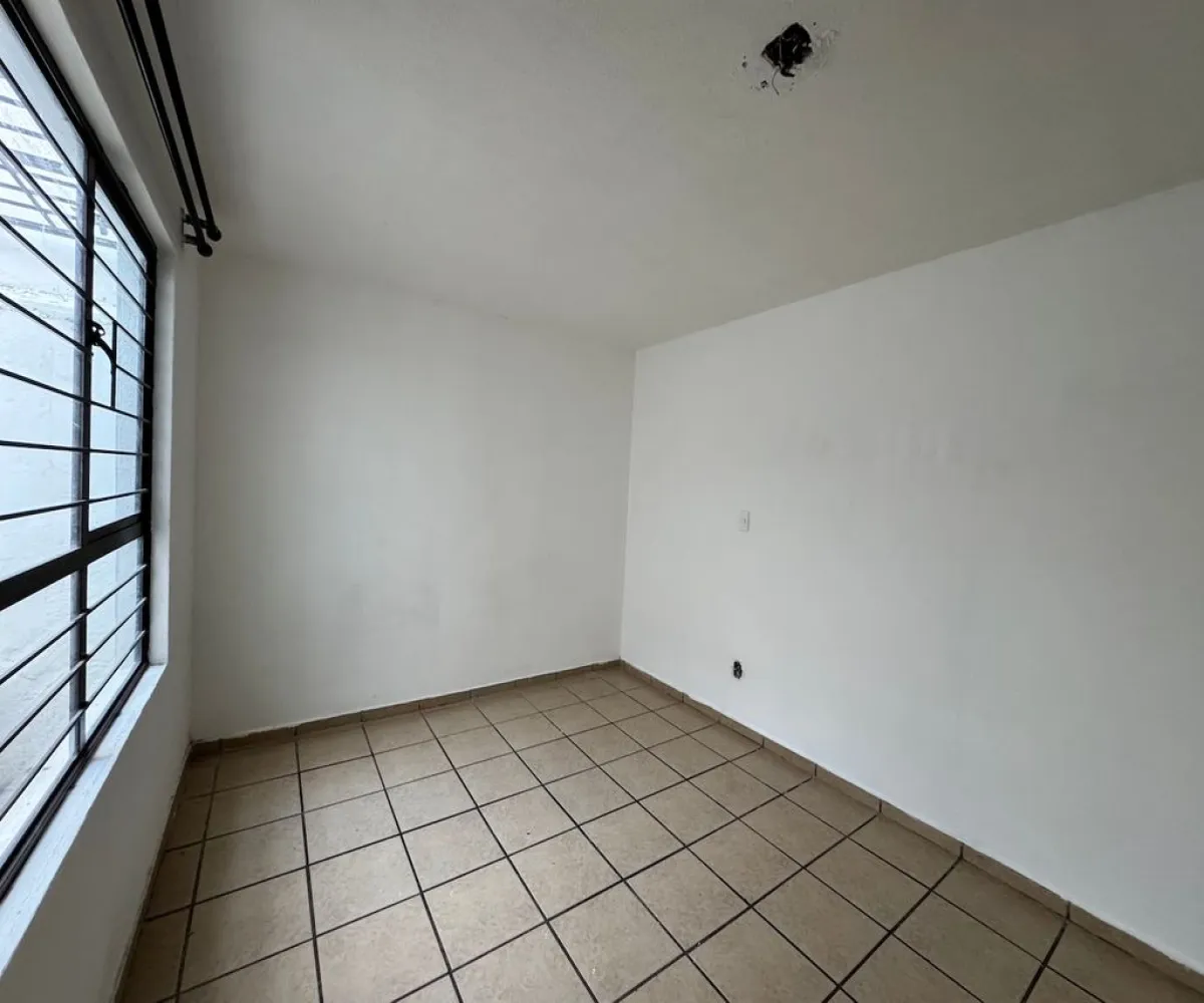 Casa En Venta,Parques del Centinela,Avenida Industria Textil 2030 5, Zapopan, Jalisco 45180, 3 Habitaciones,2 Baños,Avenida Industria Textil,1,pKEZ112