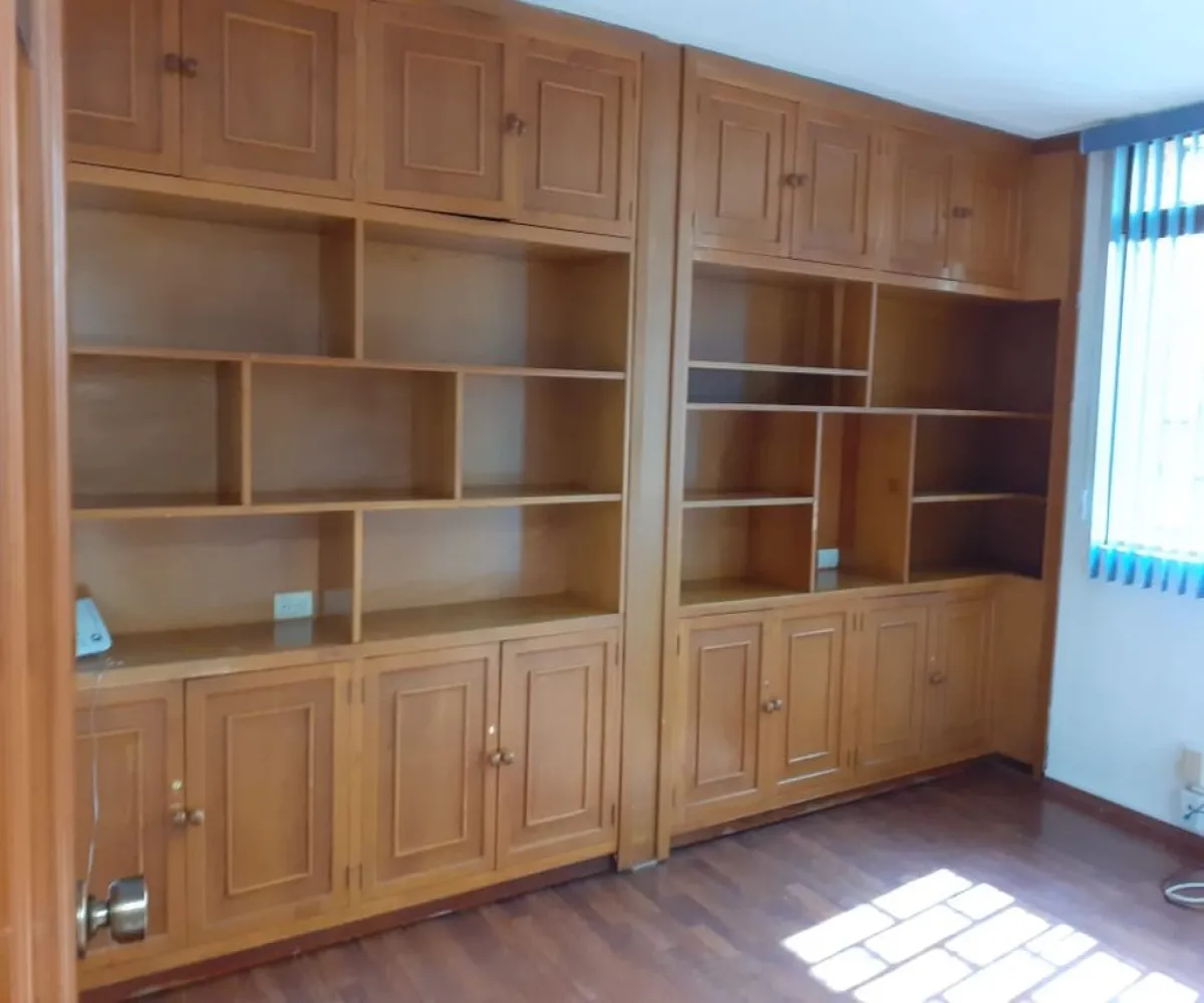 Oficina En Renta,Calesa,Calle Juan Caballero y Osio 277, Querétaro, Querétaro 76020,1 Baño,Calle Juan Caballero y Osio,1,pVexqDR