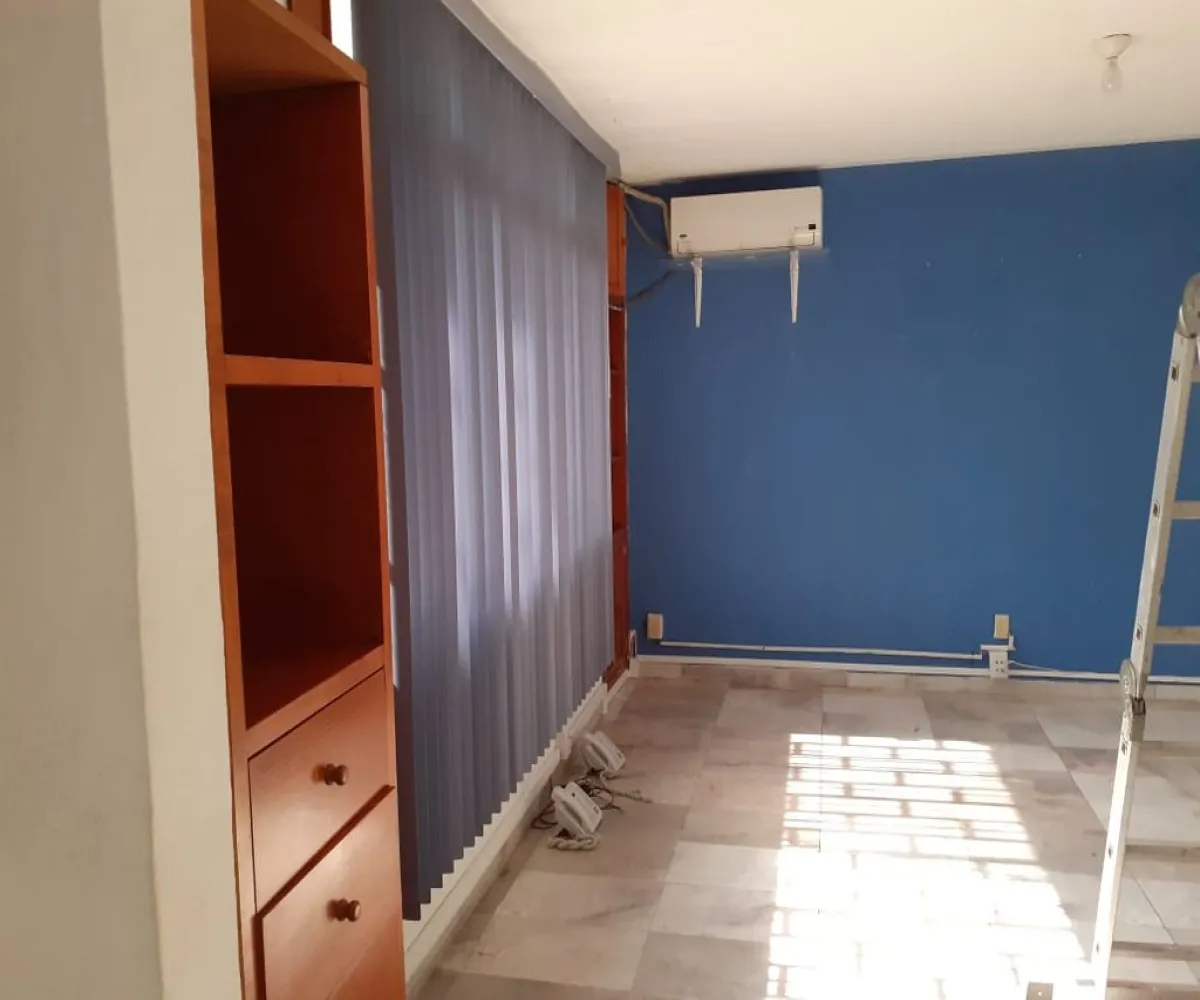 Oficina En Renta,Calesa,Calle Juan Caballero y Osio 277, Querétaro, Querétaro 76020,1 Baño,Calle Juan Caballero y Osio,1,pVexqDR