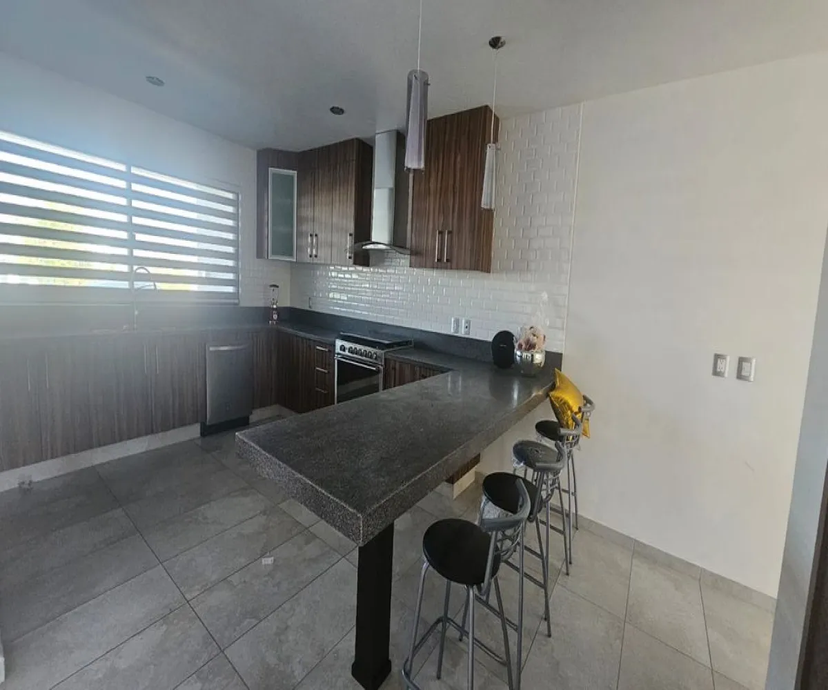 Casa En Renta,NUEVO MEXICO,Avenida Paseo de los Emperadores 1560 29, Zapopan, Jalisco 45134, 4 Habitaciones,3 Baños,Avenida Paseo de los Emperadores,2,pDJQ1X2