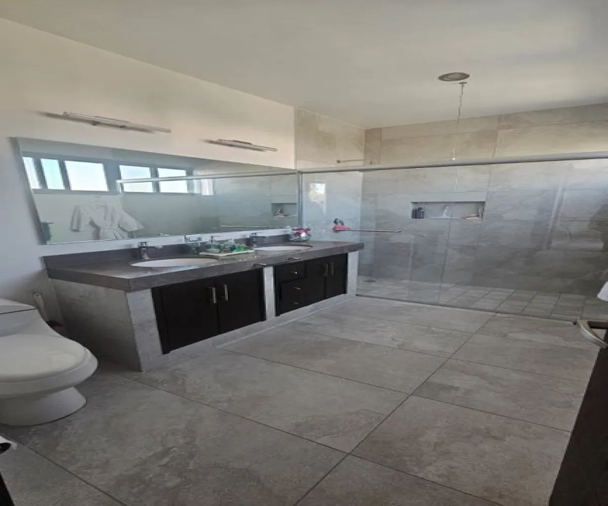 Casa En Renta,NUEVO MEXICO,Avenida Paseo de los Emperadores 1560 29, Zapopan, Jalisco 45134, 4 Habitaciones,3 Baños,Avenida Paseo de los Emperadores,2,pDJQ1X2