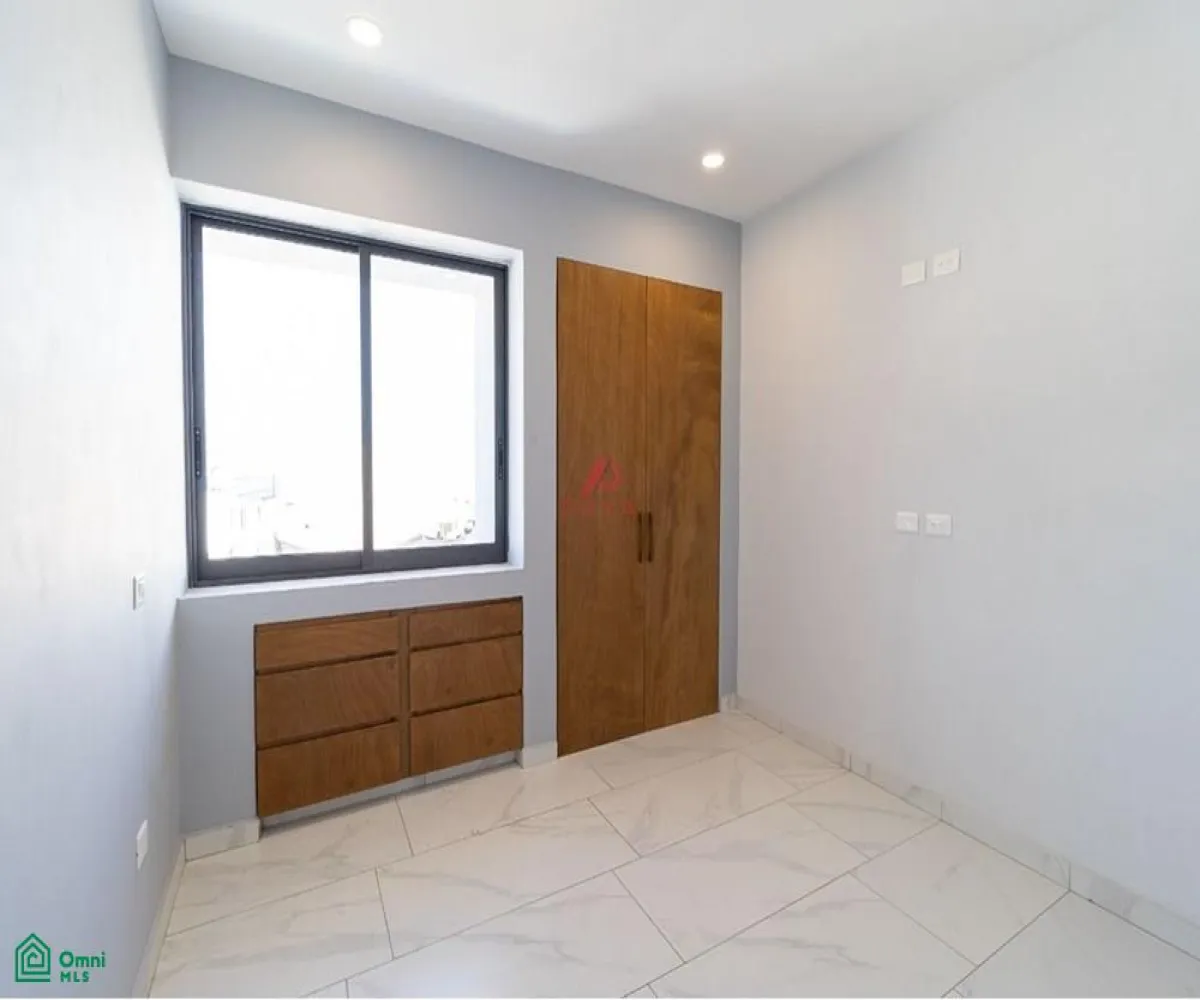 Casa En Venta,Fraccionamiento Bosques Vallarta,Paseo de la Estrella 3595, Zapopan, Jalisco 45222, 4 Habitaciones,4 Baños,Paseo de la Estrella,MX24665584