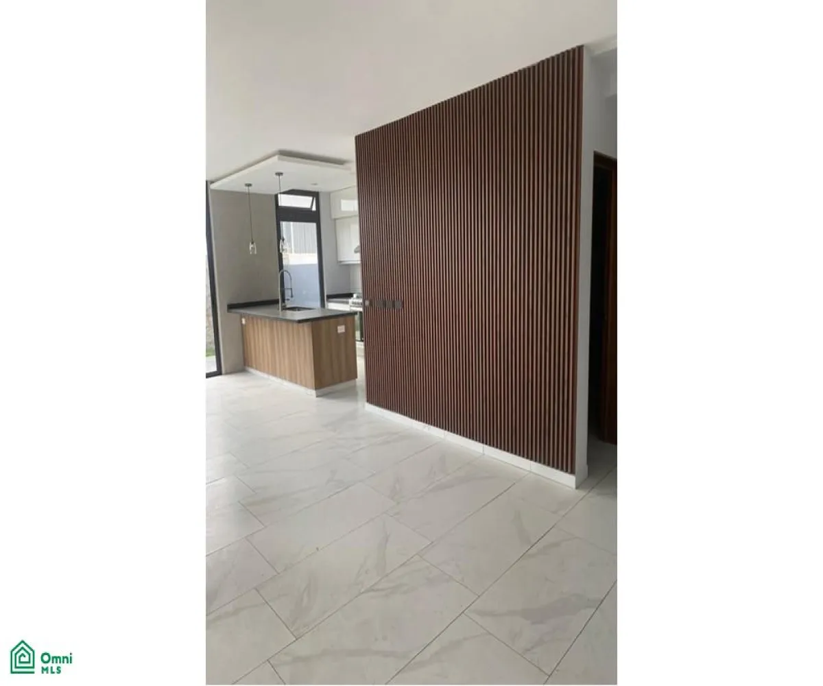 Casa En Venta,Fraccionamiento Bosques Vallarta,Paseo de la Estrella 3595, Zapopan, Jalisco 45222, 4 Habitaciones,4 Baños,Paseo de la Estrella,MX24665584