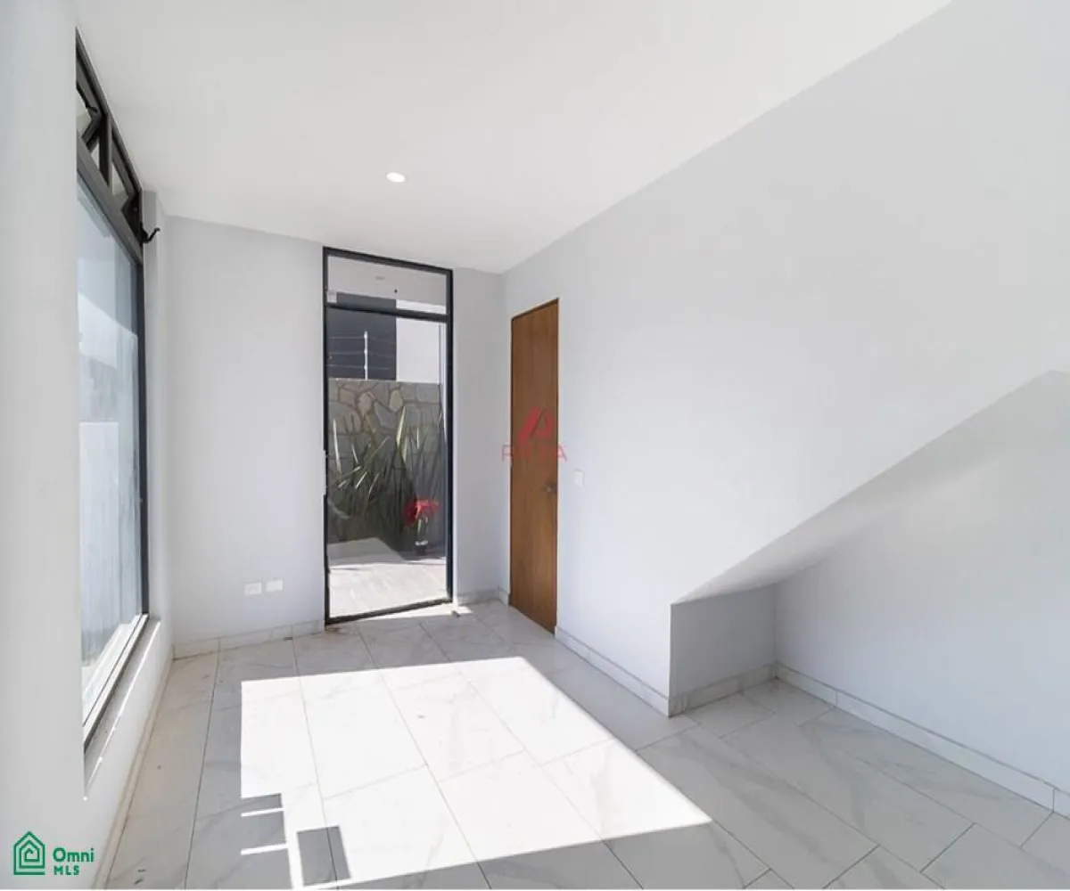 Casa En Venta,Fraccionamiento Bosques Vallarta,Paseo de la Estrella 3595, Zapopan, Jalisco 45222, 4 Habitaciones,4 Baños,Paseo de la Estrella,MX24665584