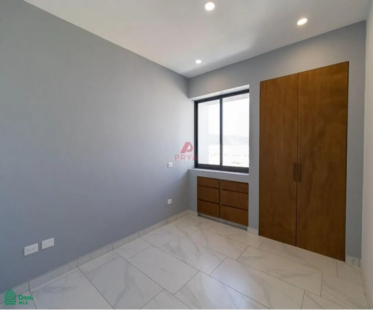 Casa En Venta,Fraccionamiento Bosques Vallarta,Paseo de la Estrella 3595, Zapopan, Jalisco 45222, 4 Habitaciones,4 Baños,Paseo de la Estrella,MX24665584